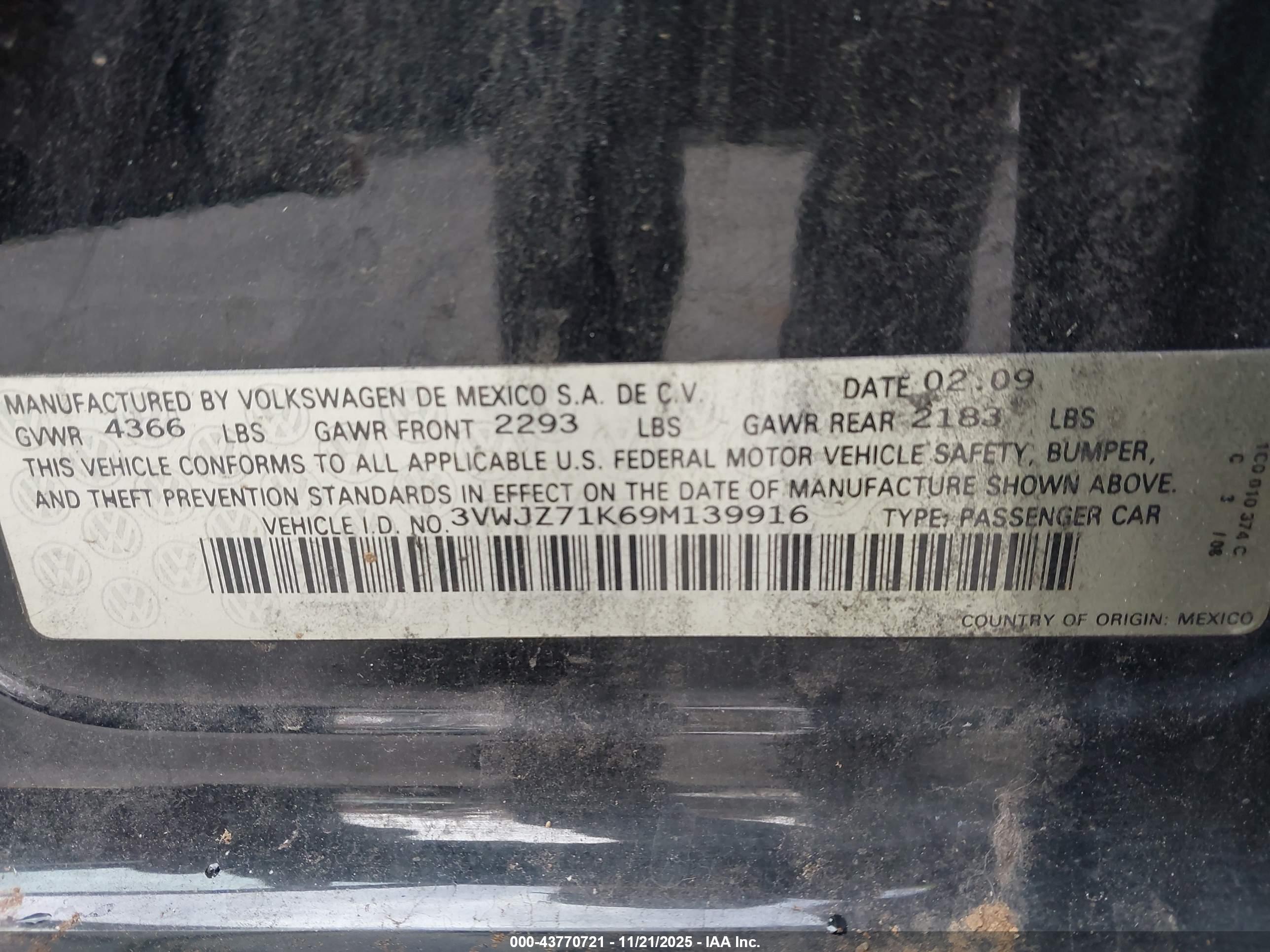 VOLKSWAGEN JETTA image 9