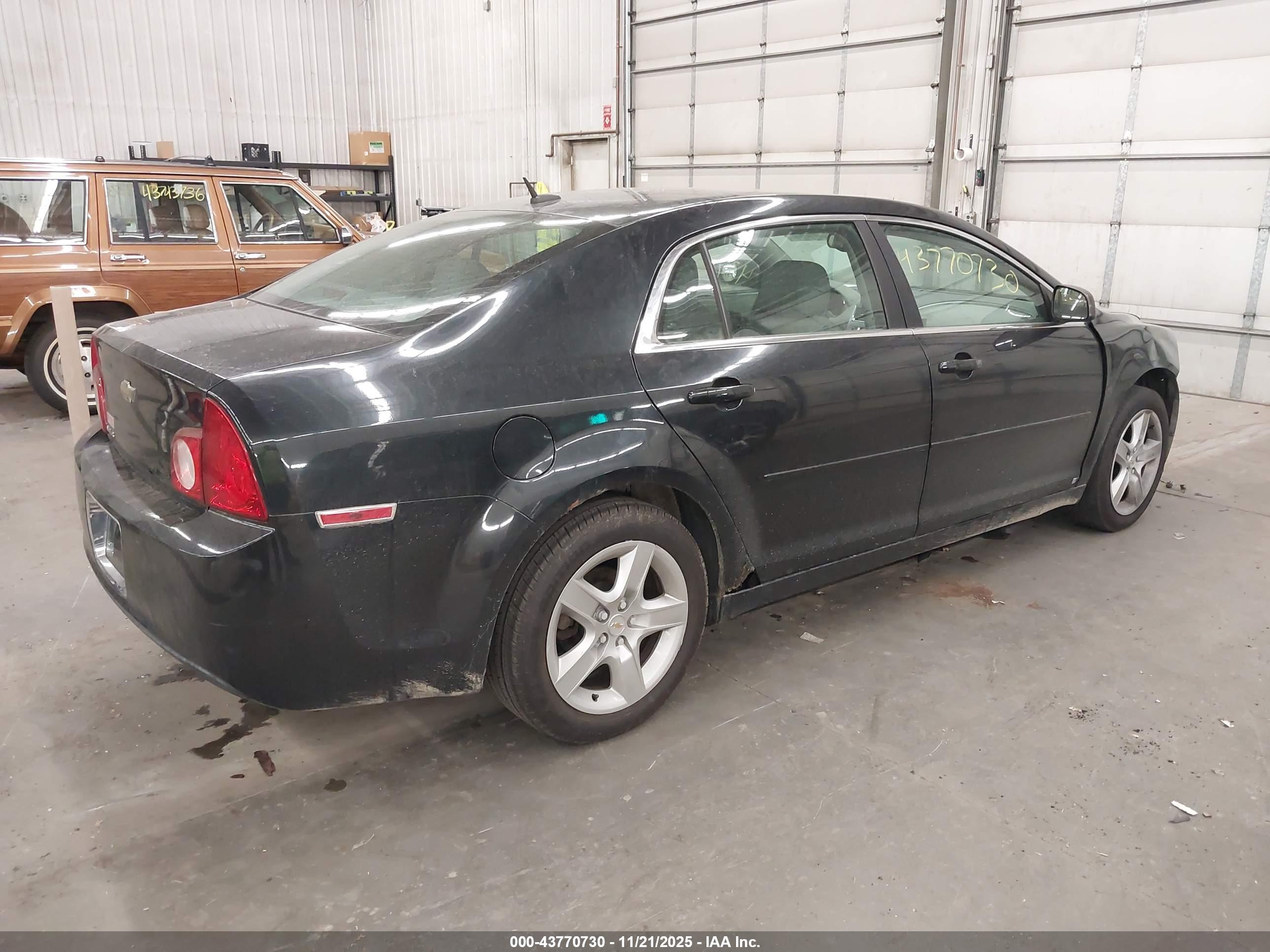 CHEVROLET MALIBU image 4