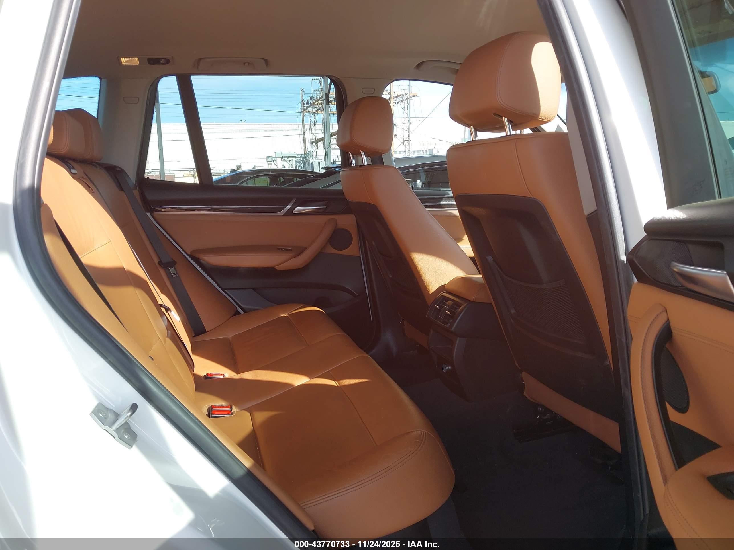 BMW X3 image 8