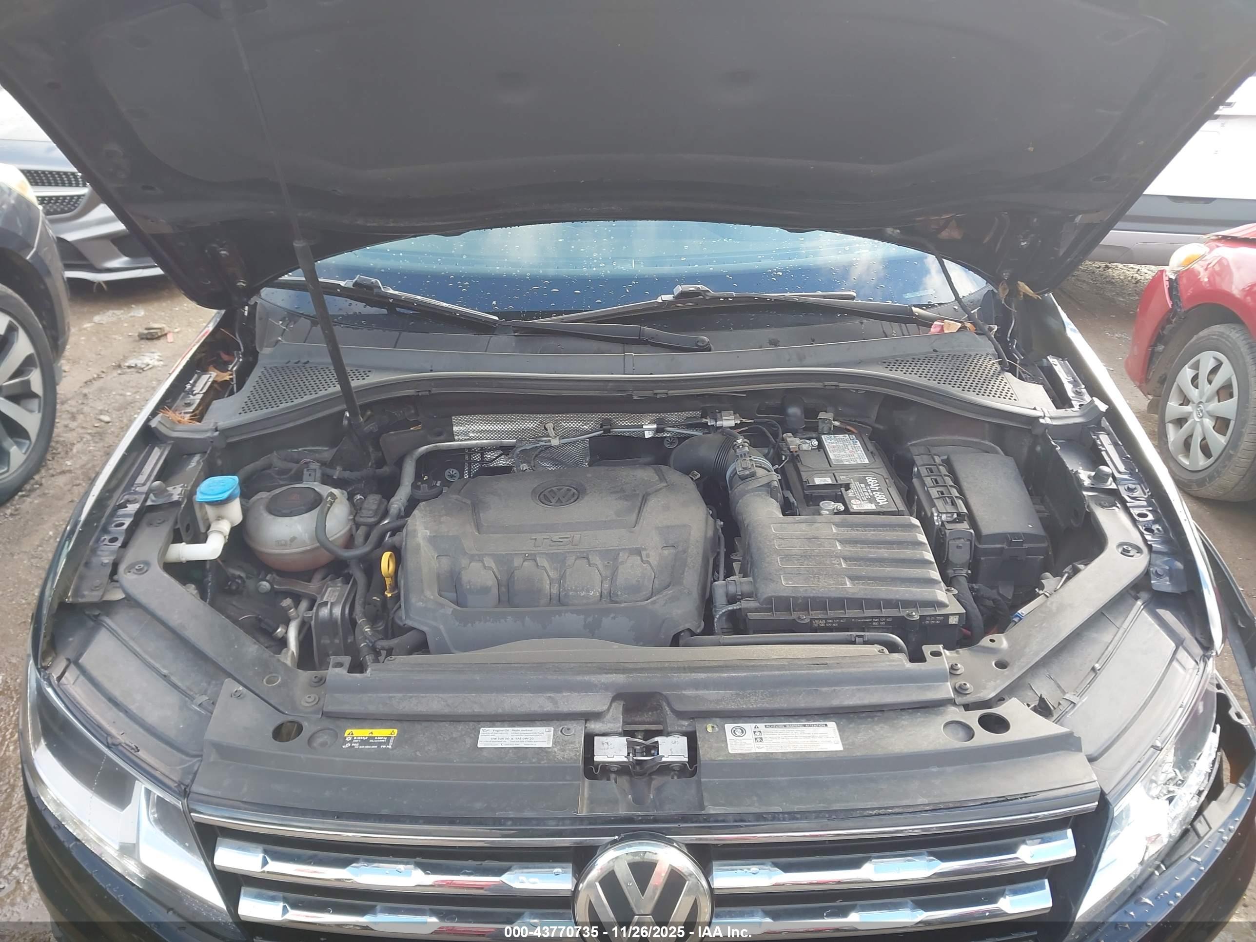 VOLKSWAGEN TIGUAN image 10