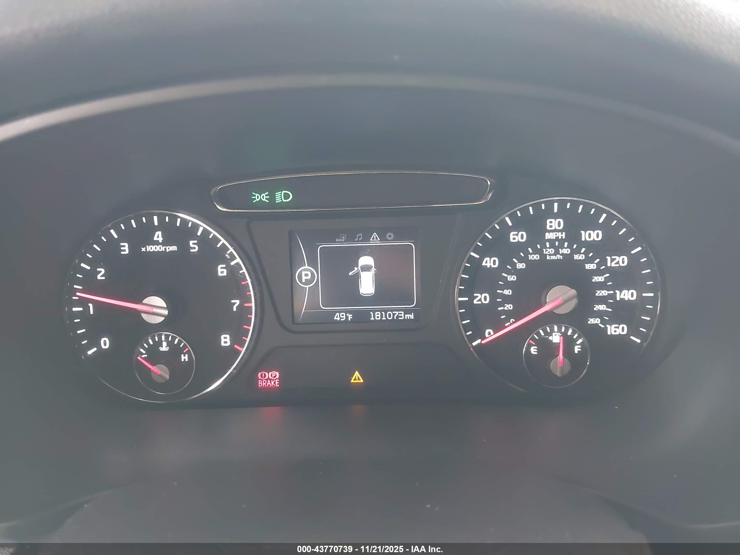 KIA SORENTO image 7