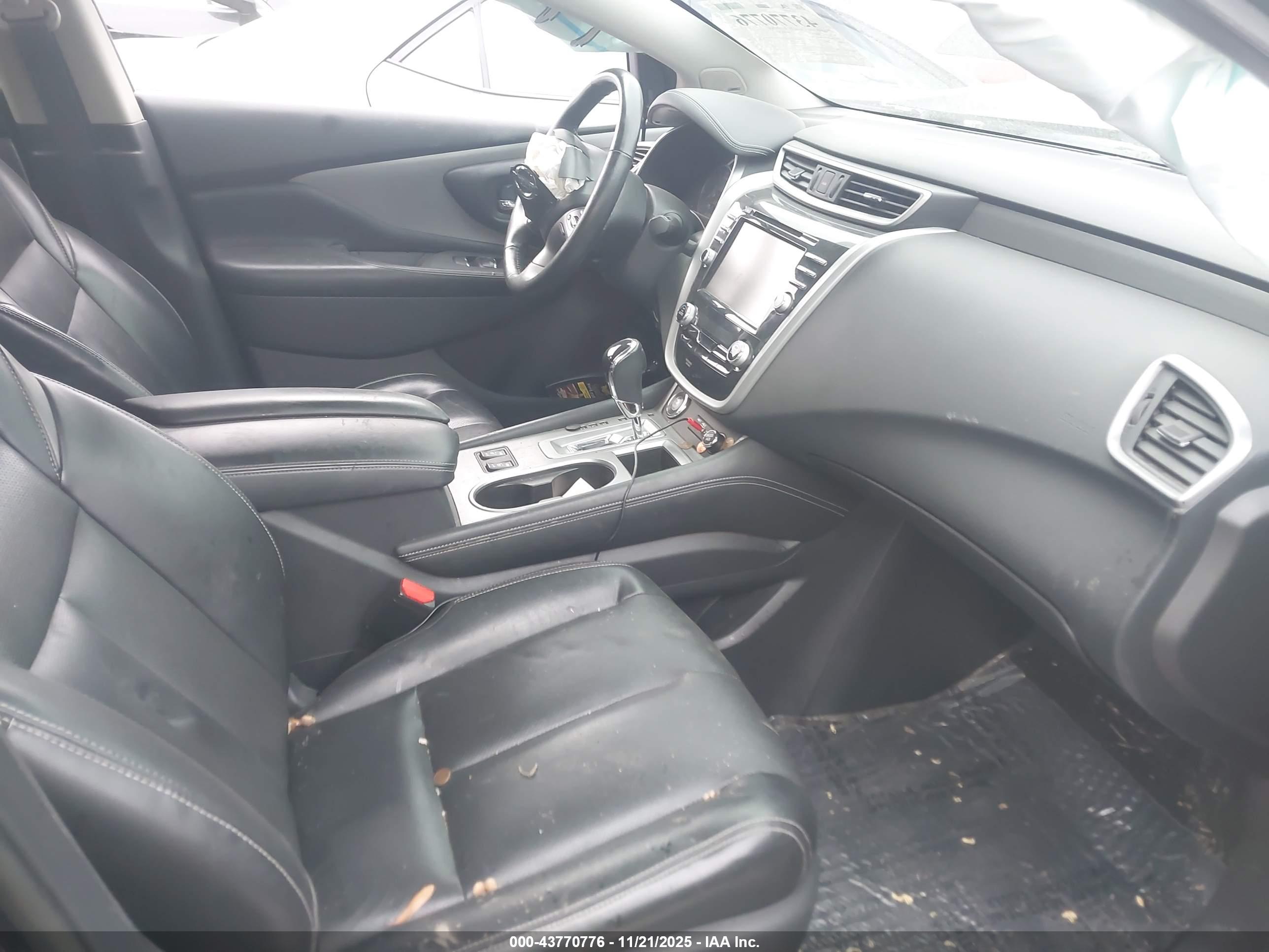NISSAN MURANO image 5