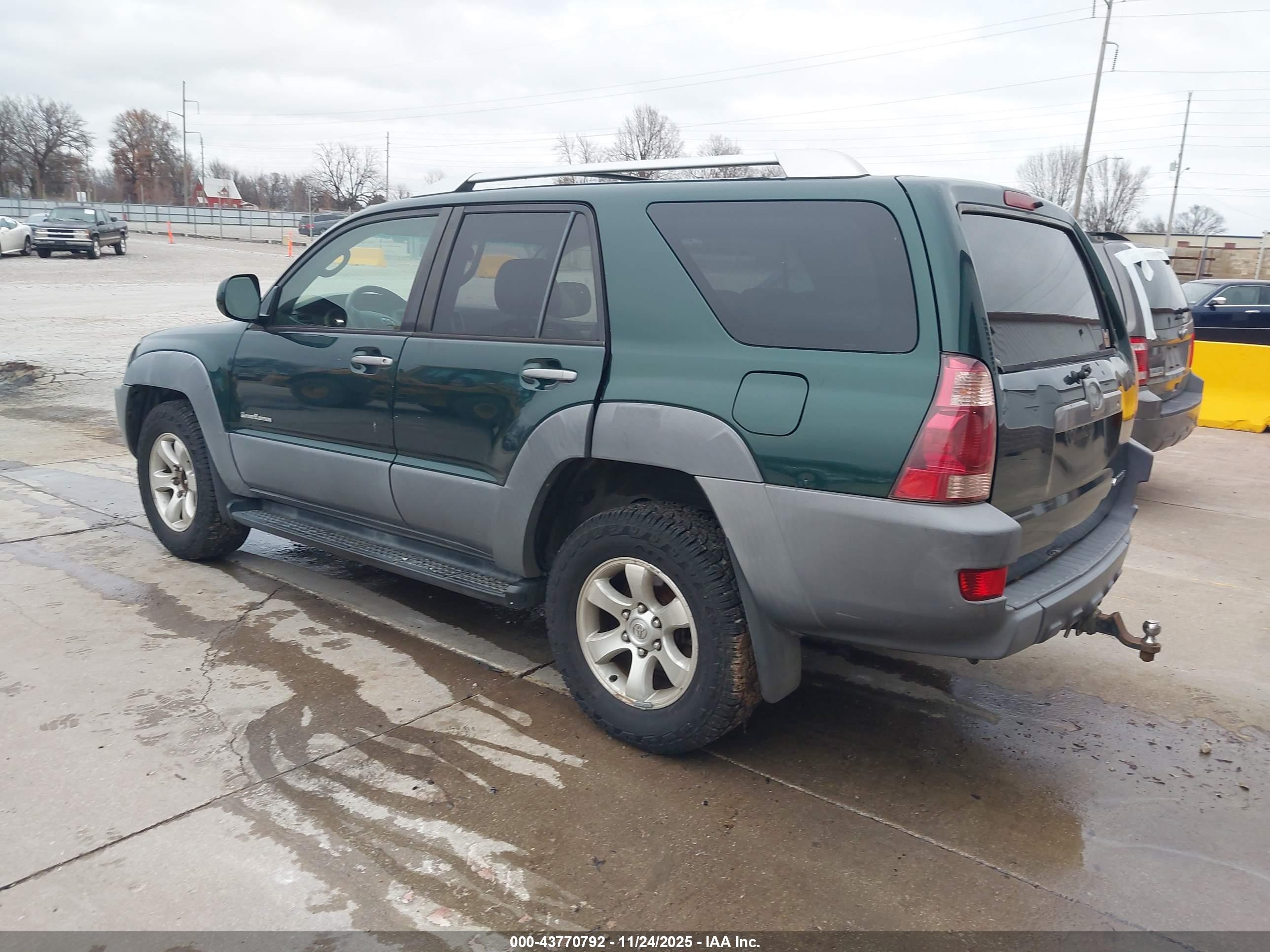 TOYOTA 4RUNNER image 3