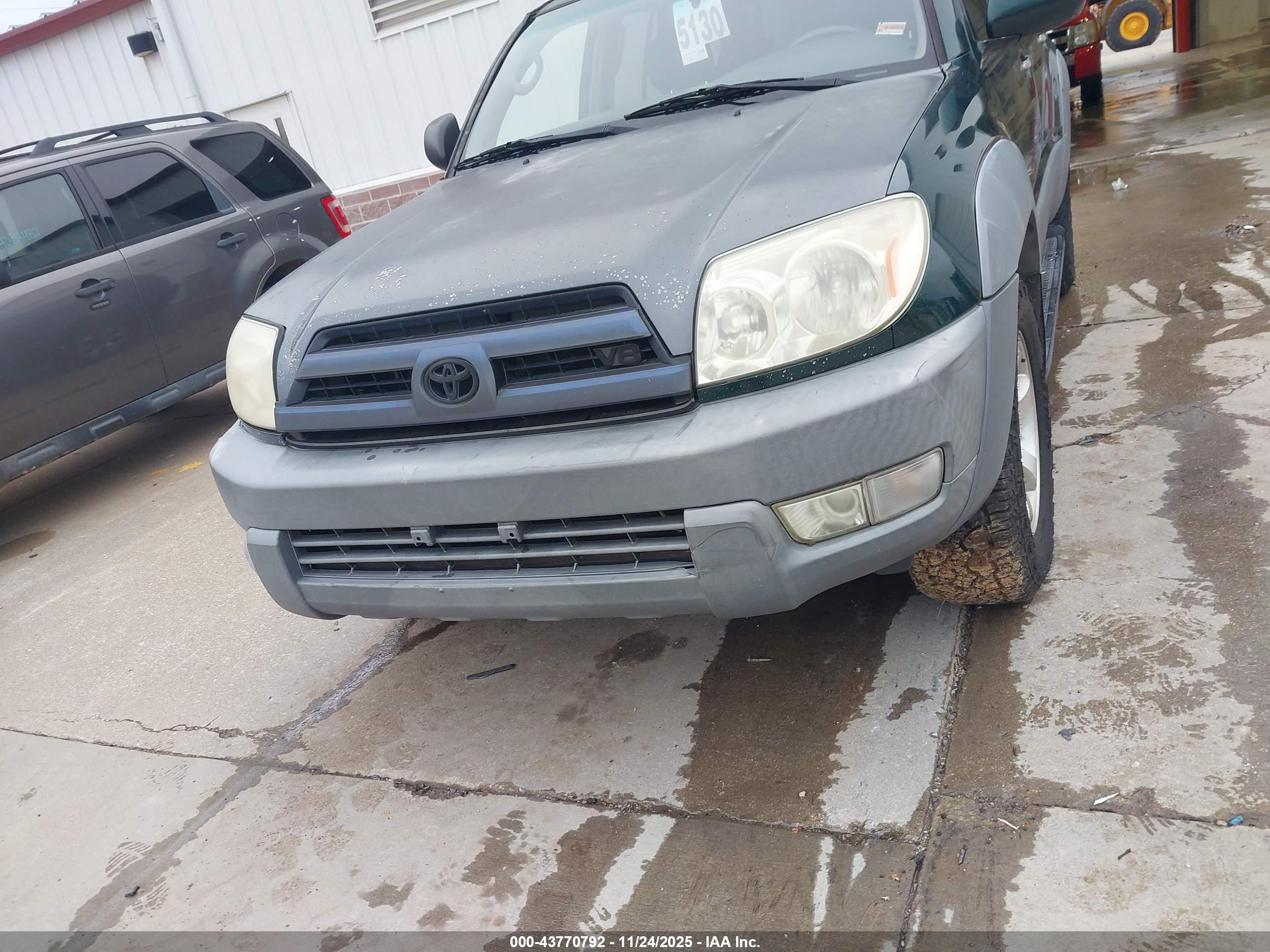 TOYOTA 4RUNNER image 6