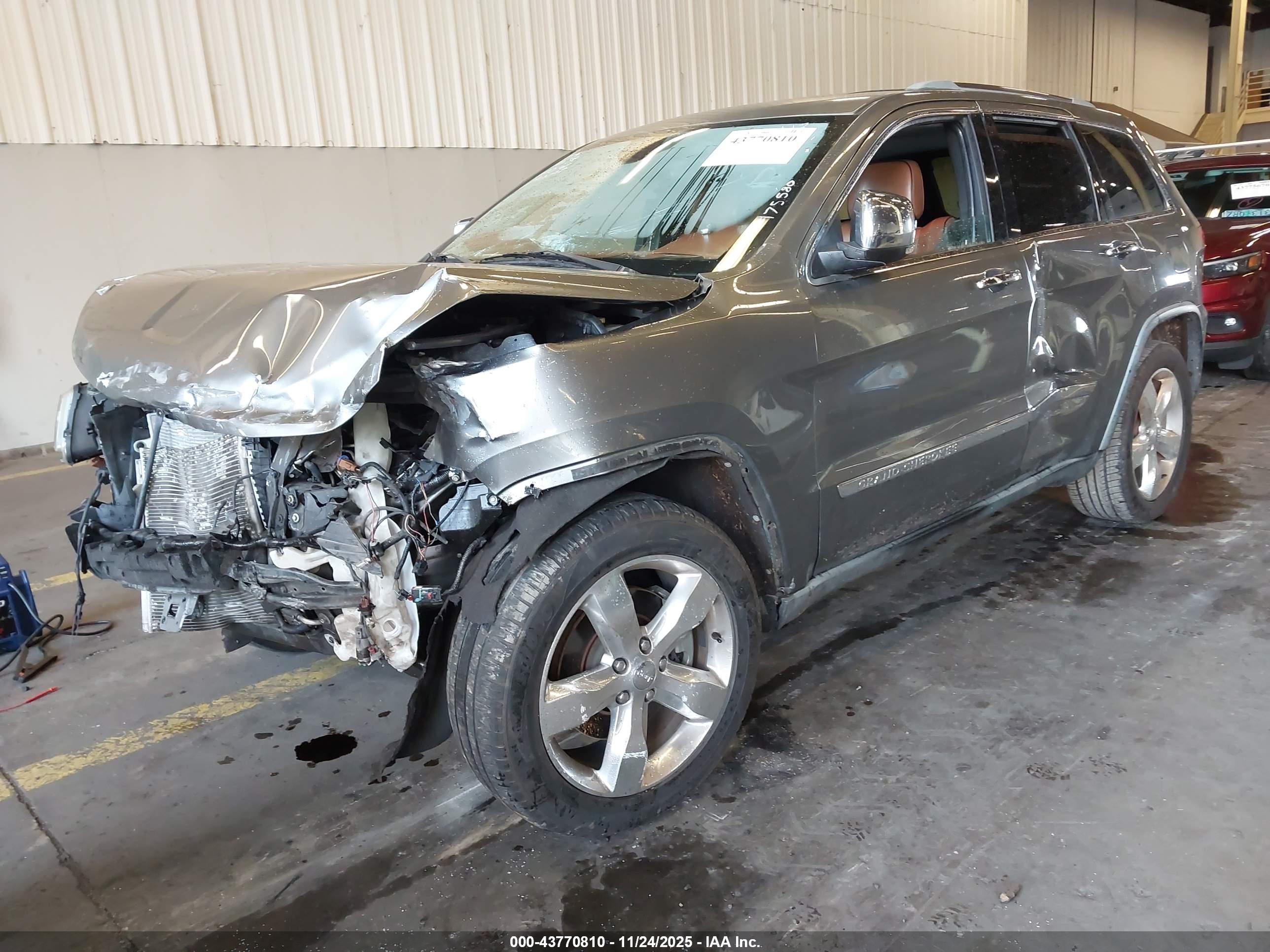 JEEP GRAND image 6