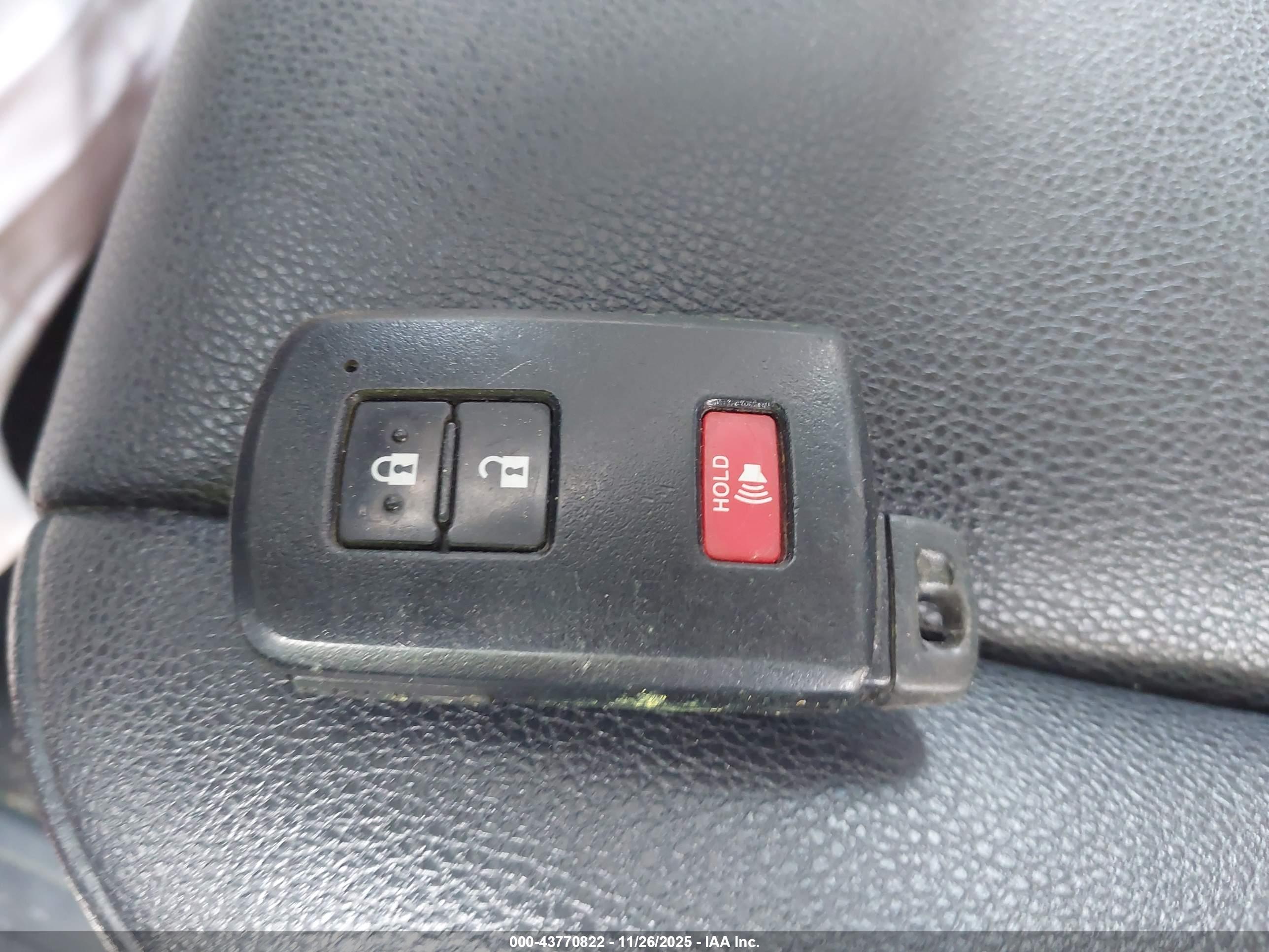 TOYOTA 4RUNNER image 11