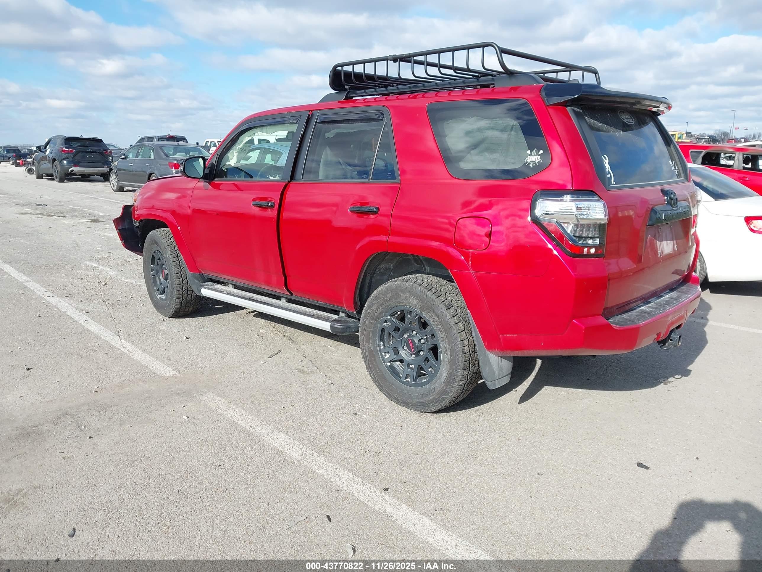 TOYOTA 4RUNNER image 3