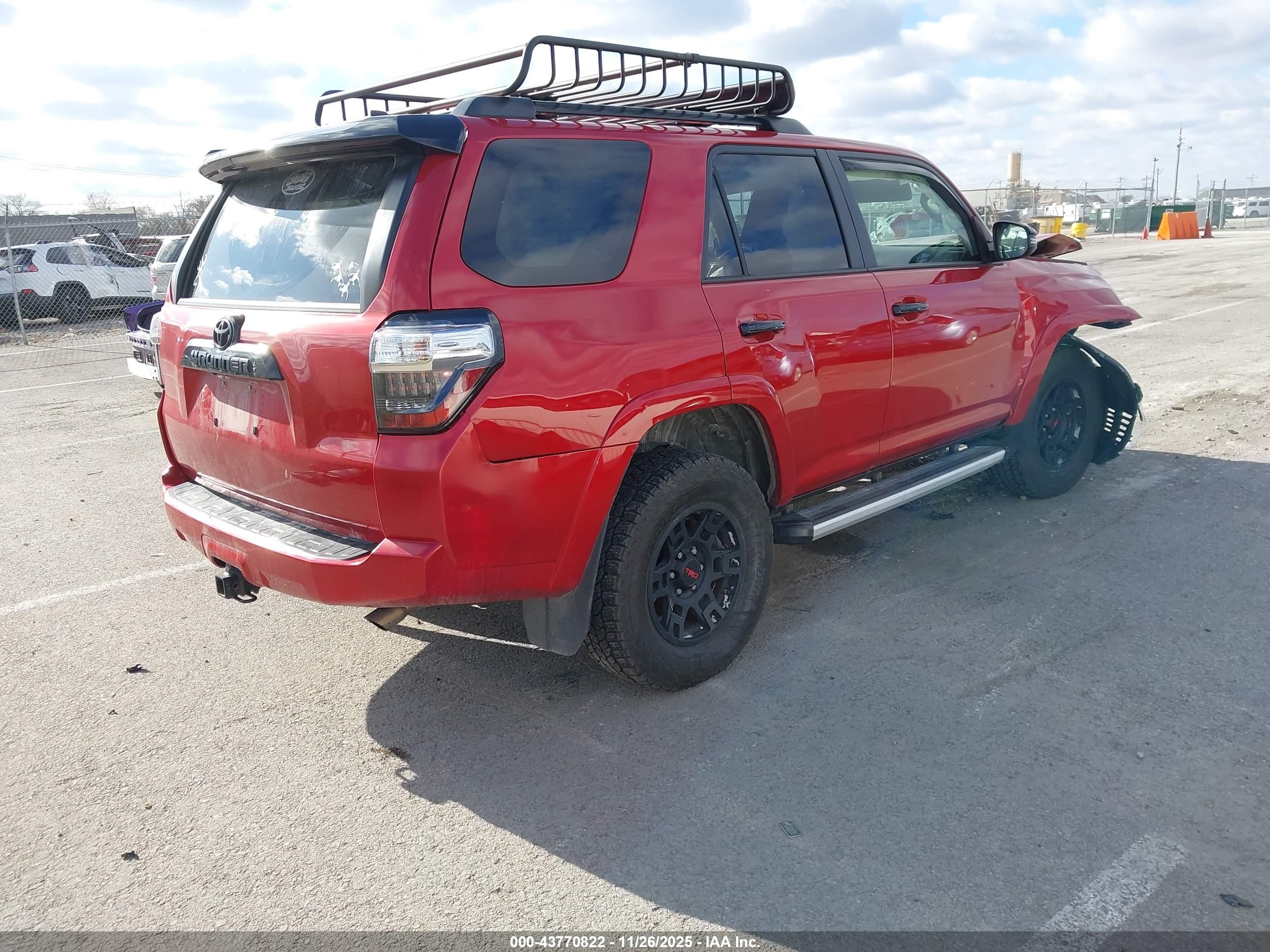 TOYOTA 4RUNNER image 4