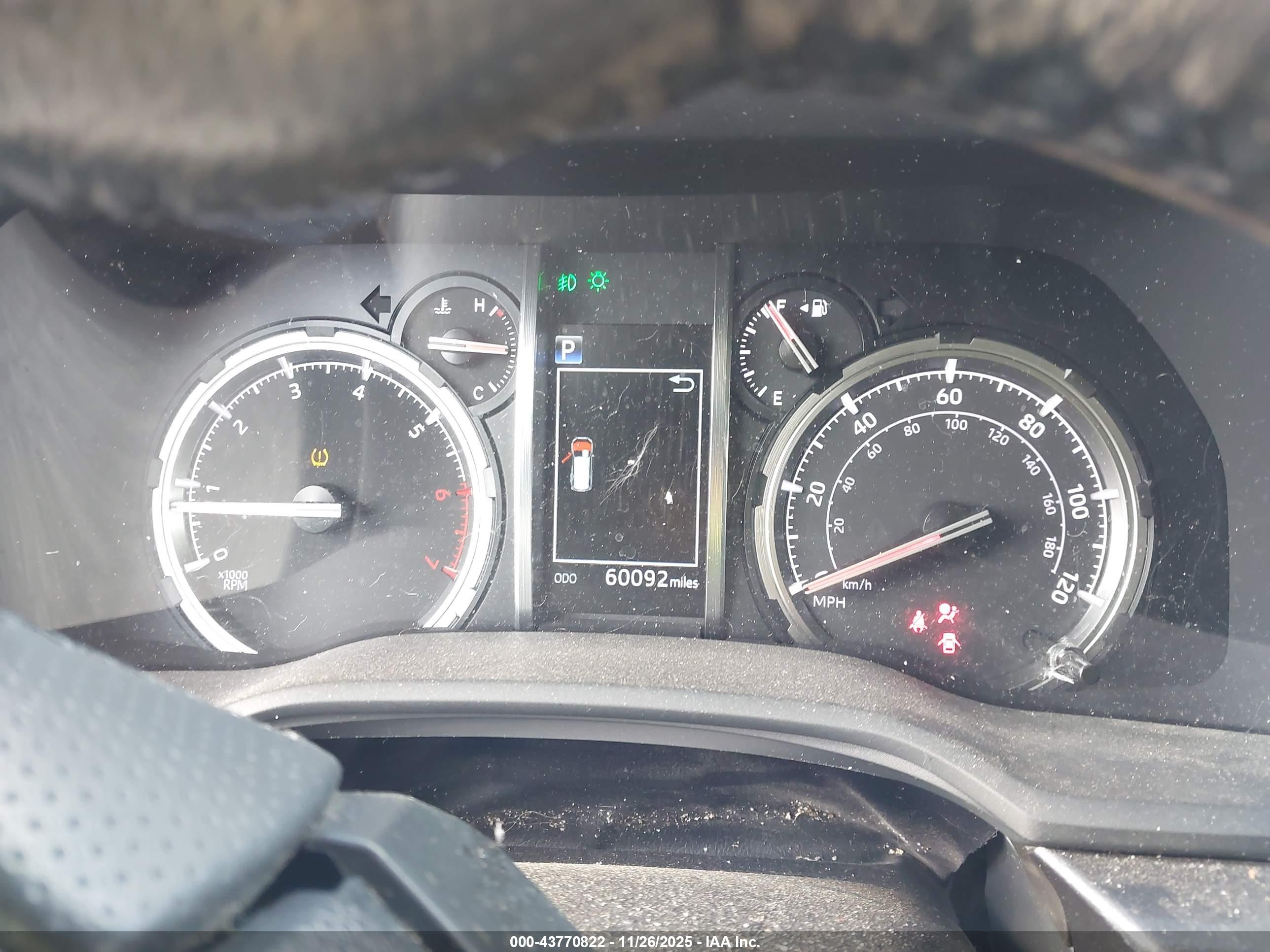 TOYOTA 4RUNNER image 7