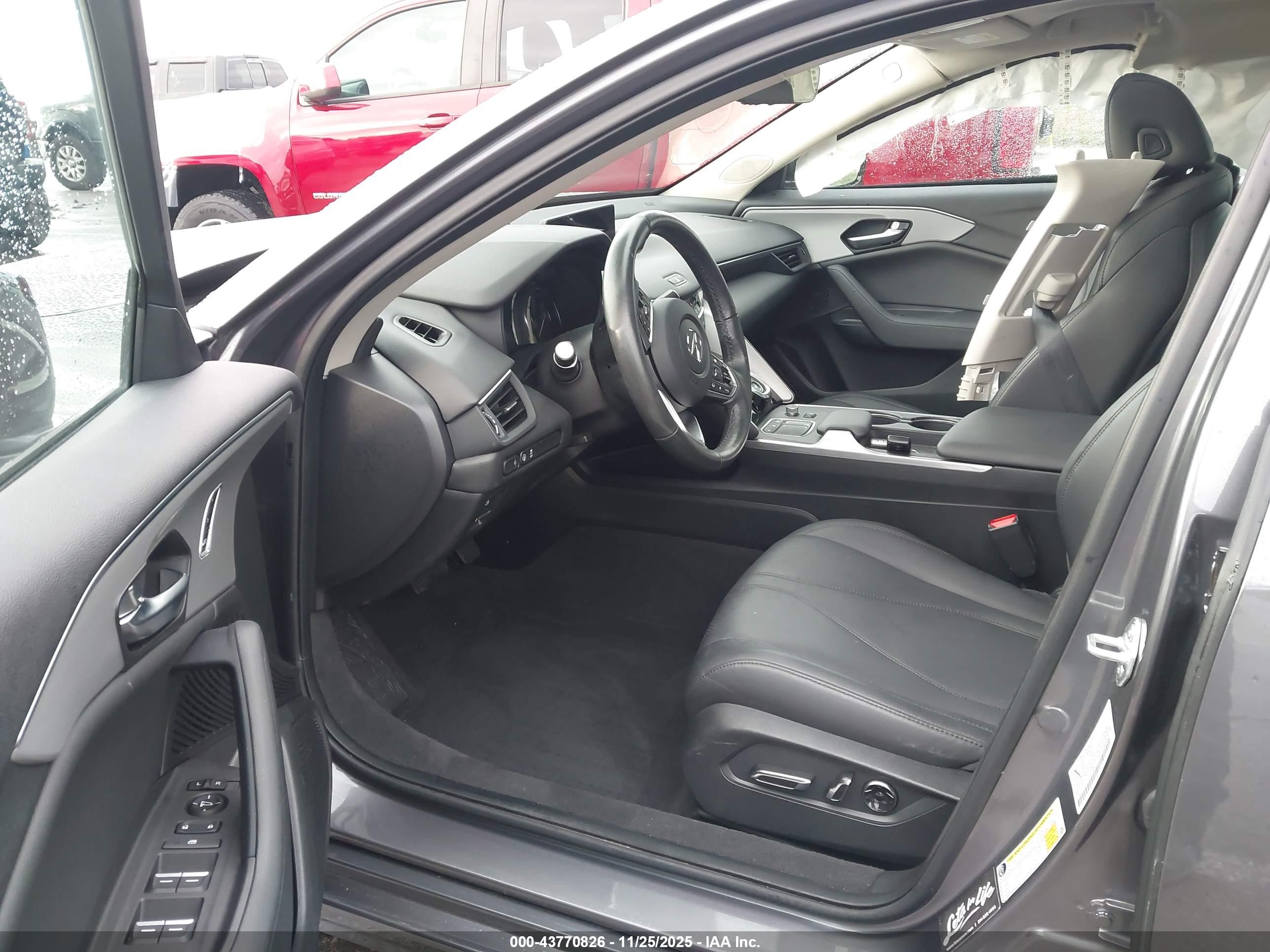 ACURA TLX image 5