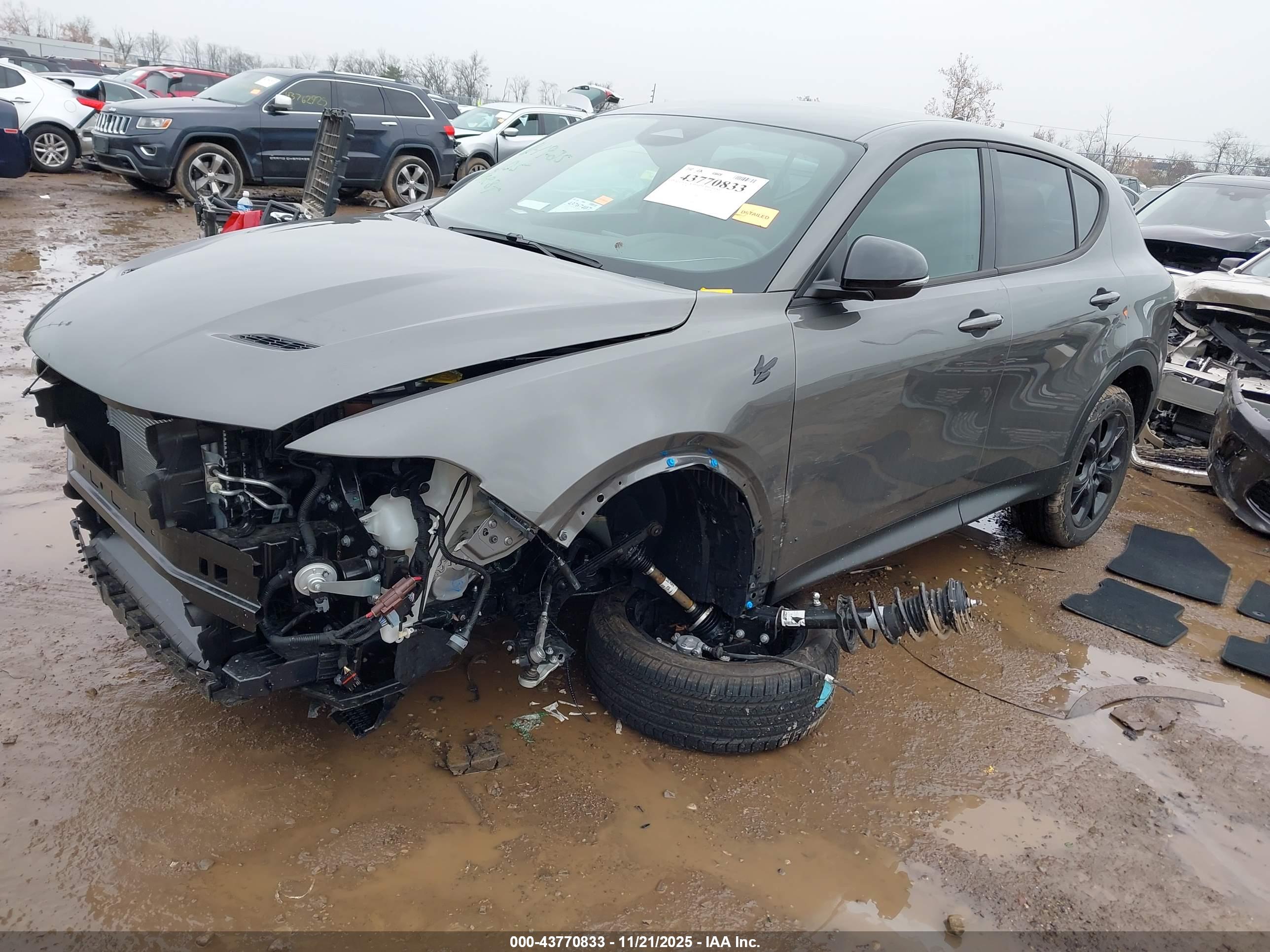 DODGE HORNET image 2