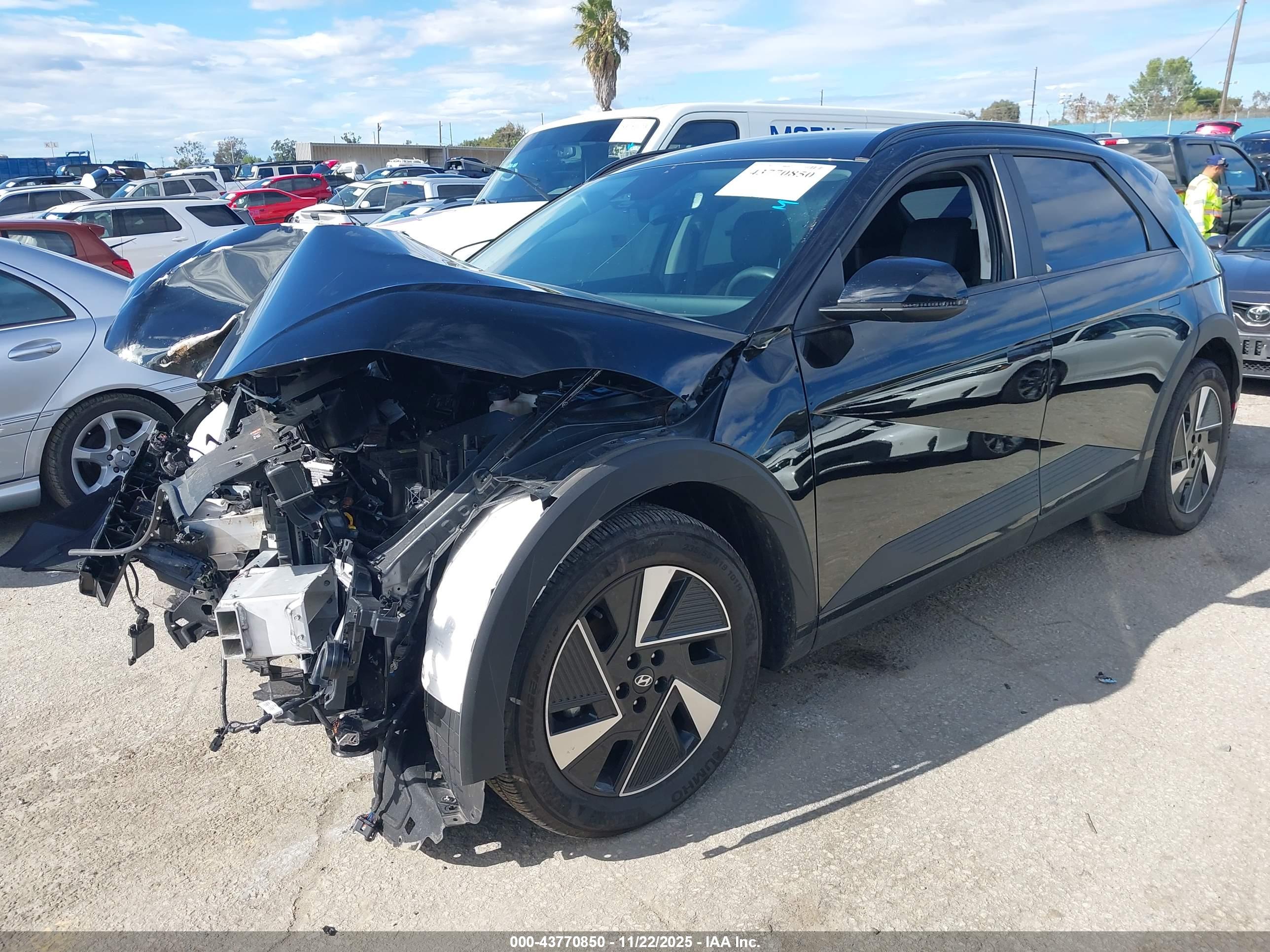 HYUNDAI IONIQ image 2