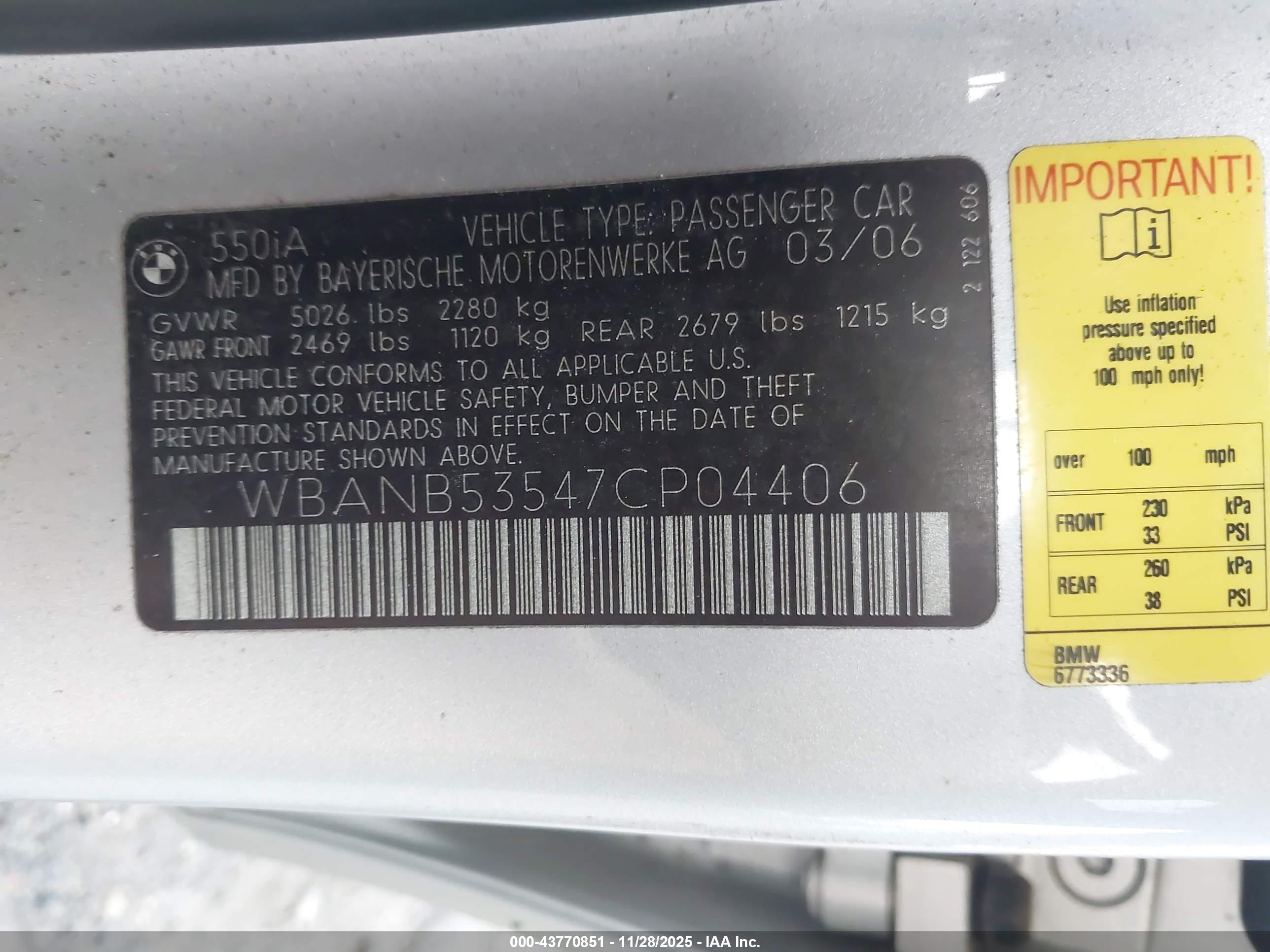 BMW 550I image 9