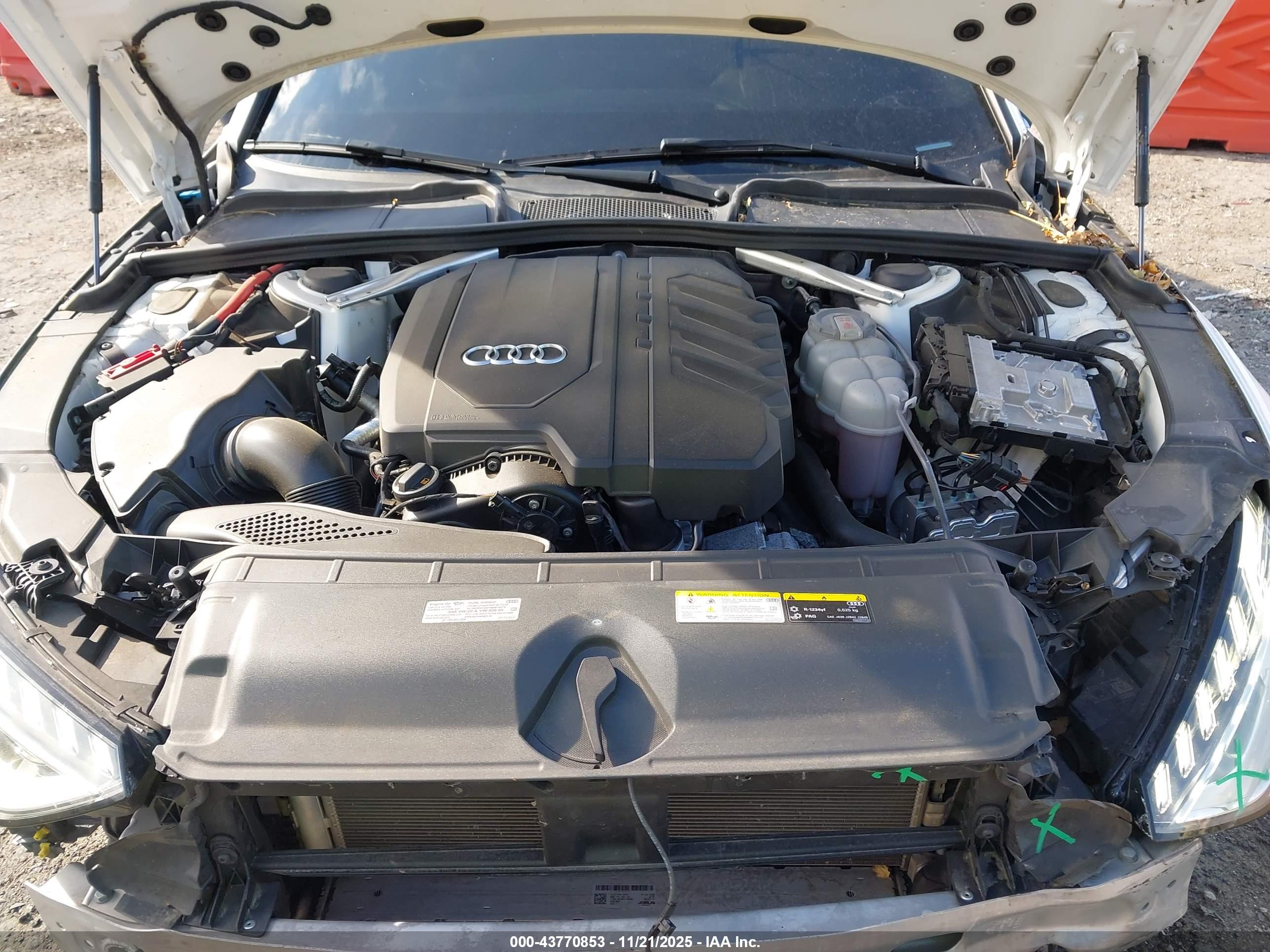 AUDI A4 image 10