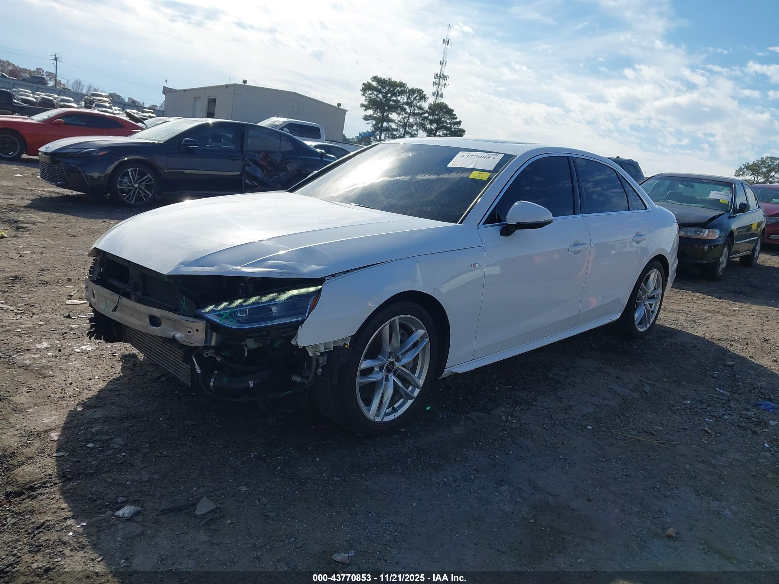 AUDI A4 image 2