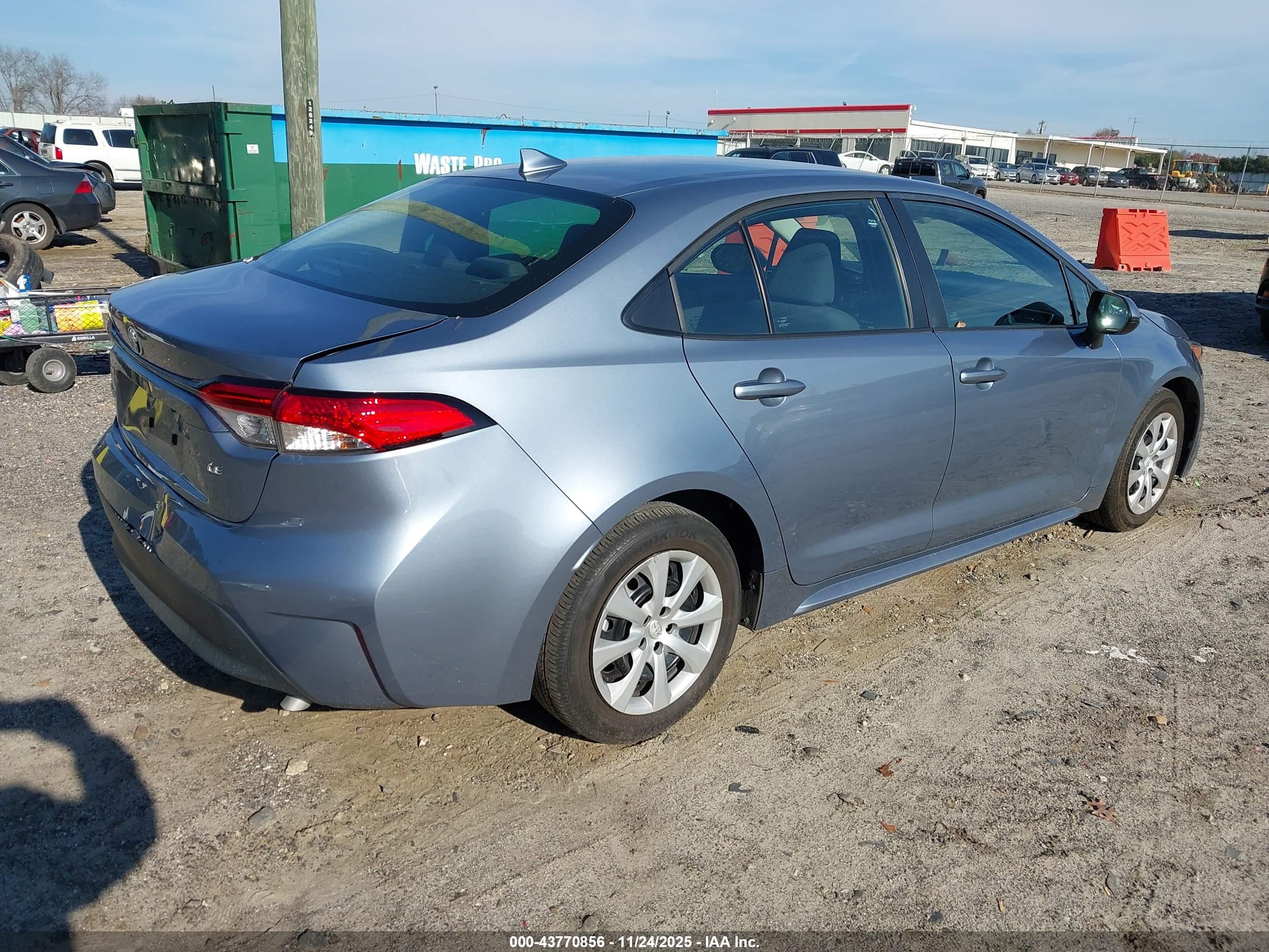 TOYOTA COROLLA image 4