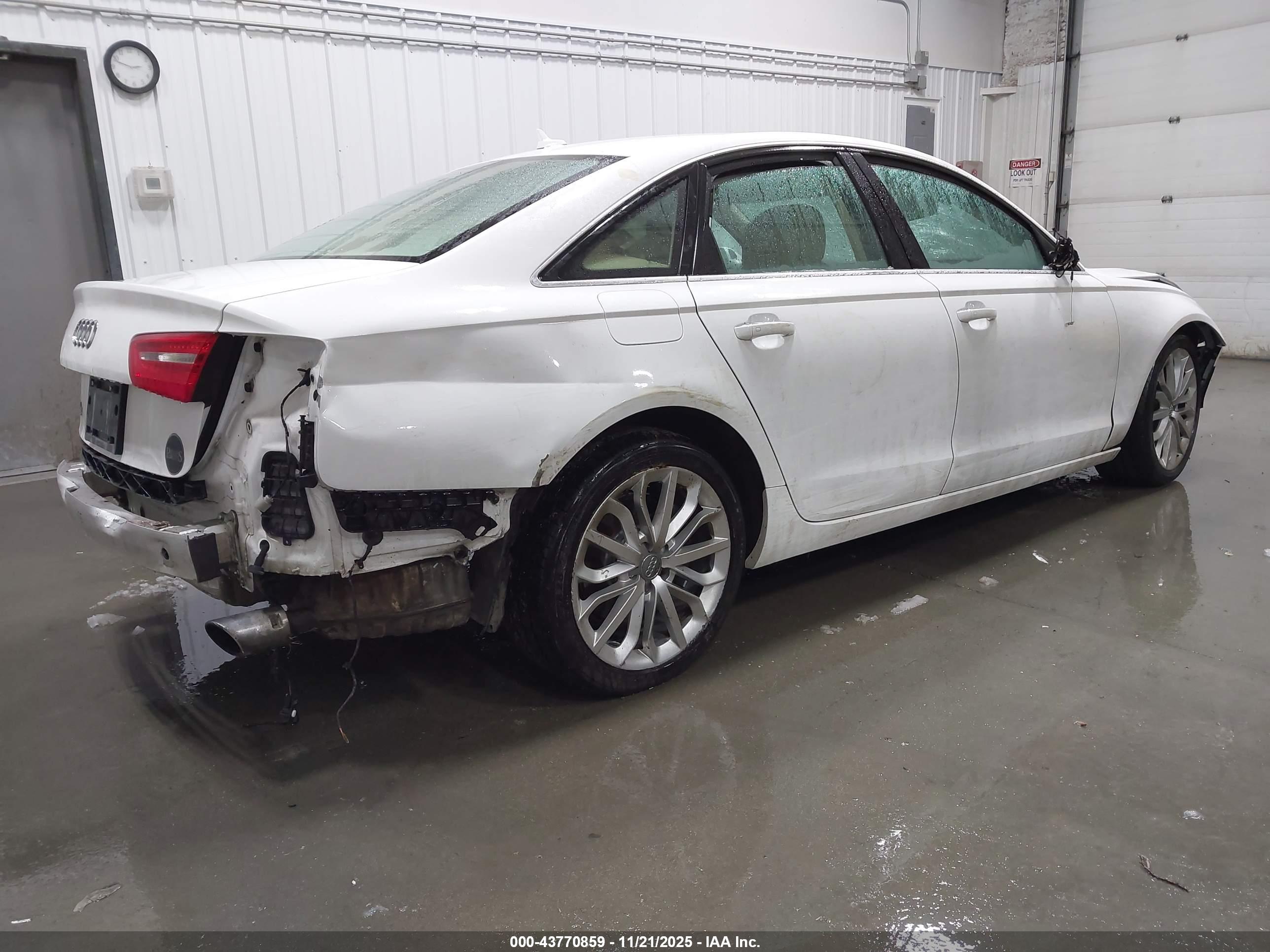 AUDI A6 image 4