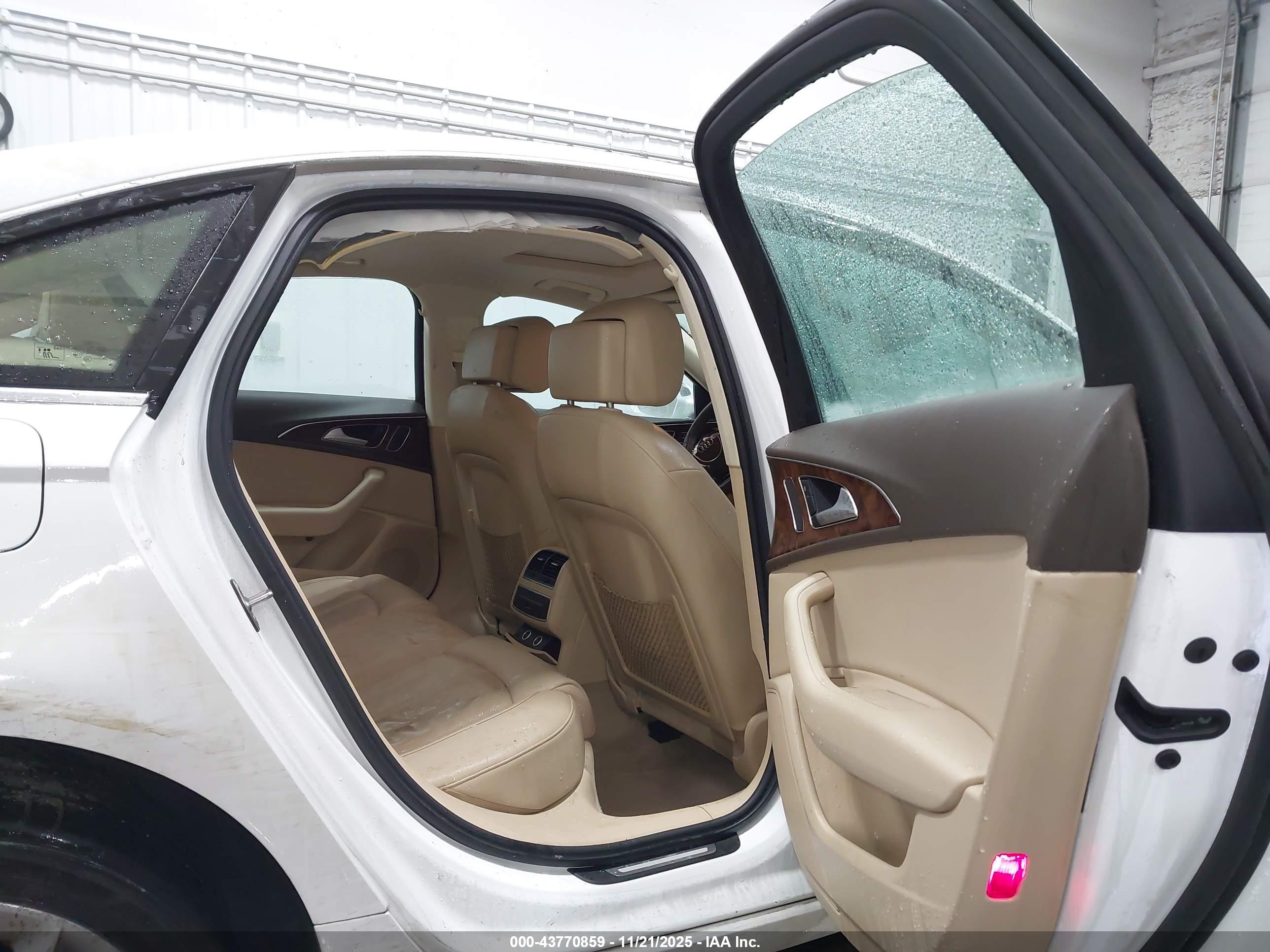 AUDI A6 image 8