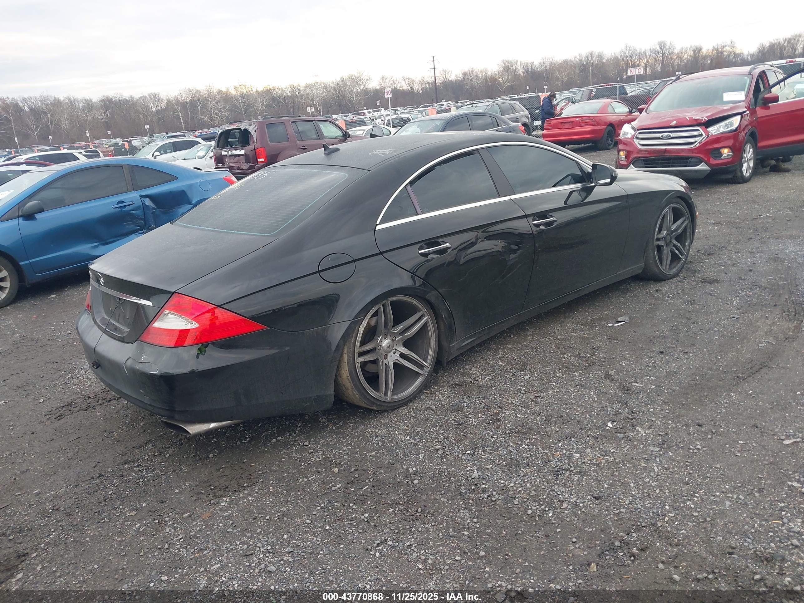 MERCEDES-BENZ CLS image 4