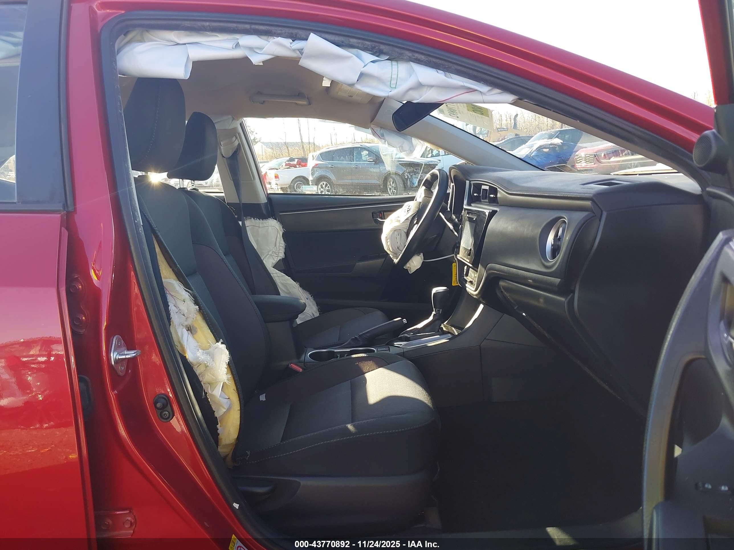 TOYOTA COROLLA image 5
