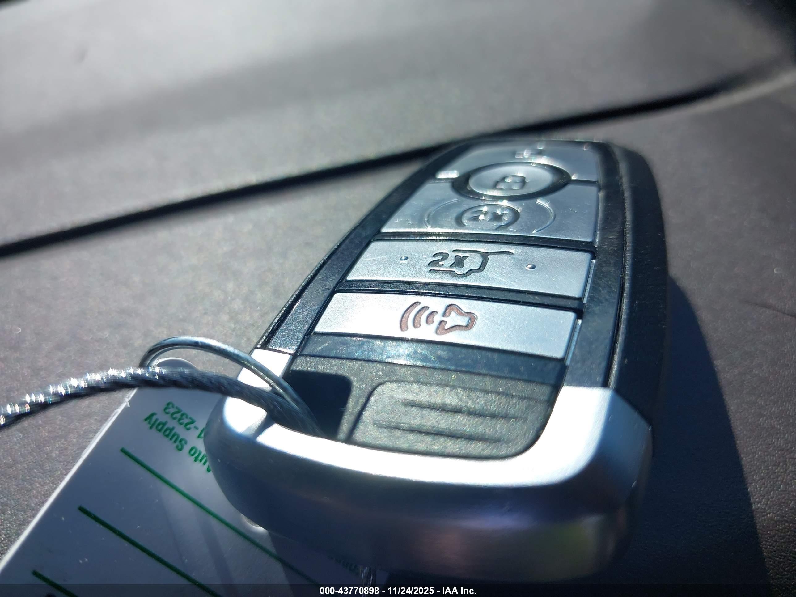 FORD EXPEDITION image 11