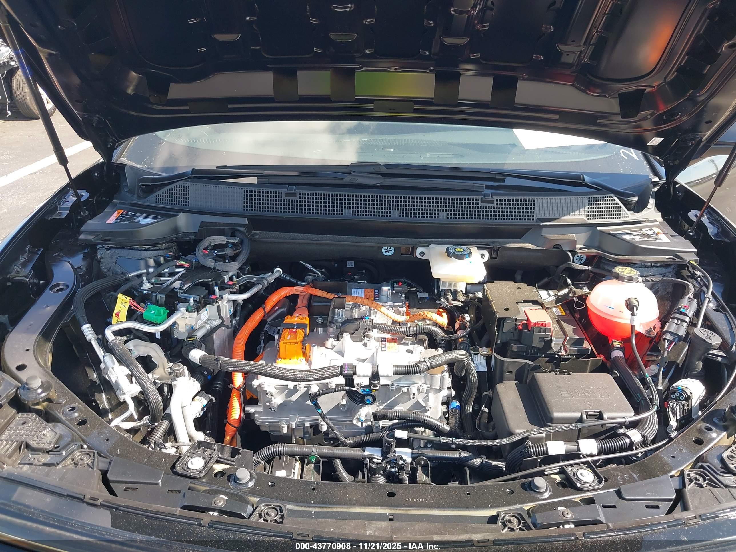CHEVROLET EQUINOX image 10