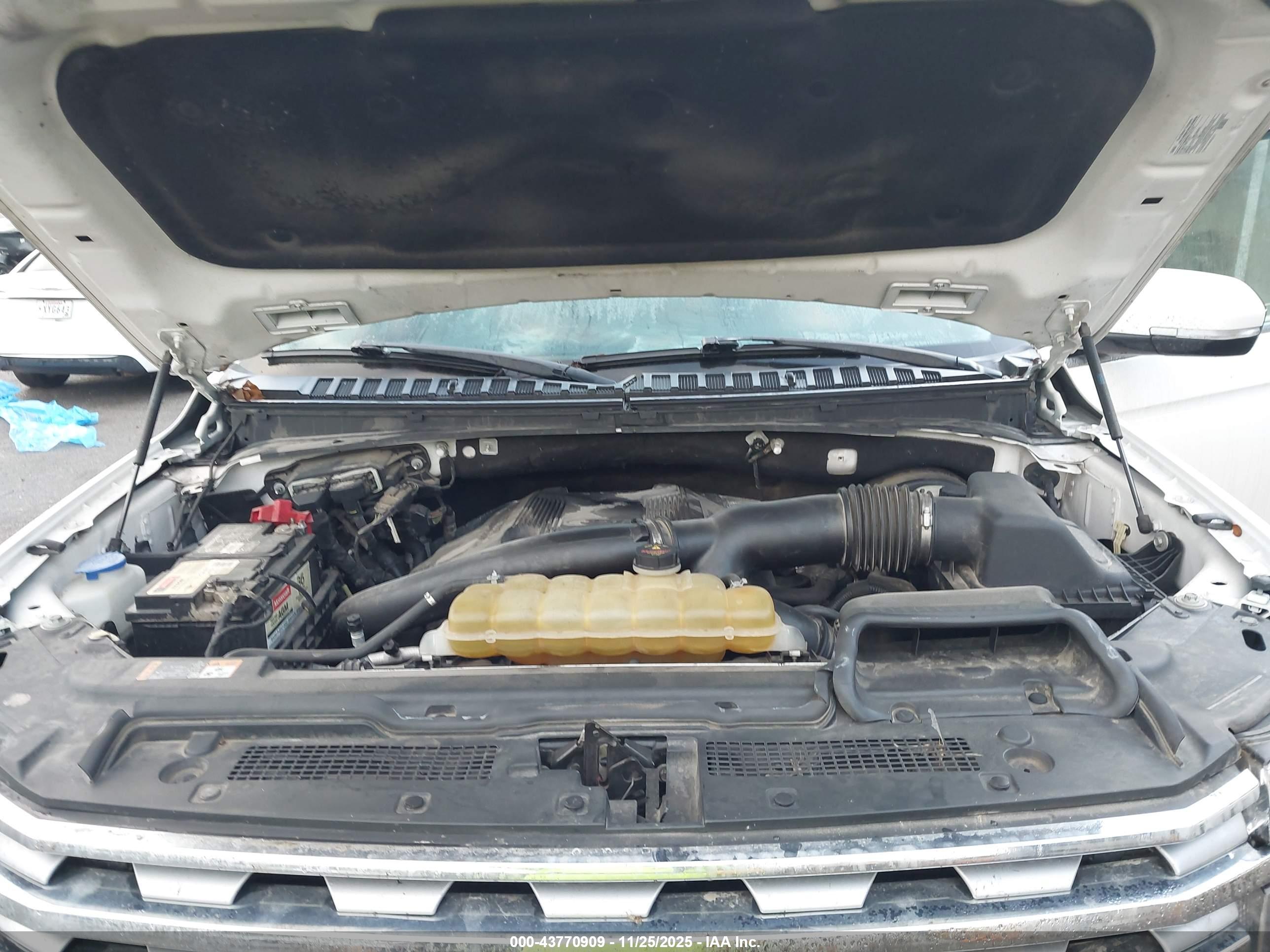 FORD EXPEDITION image 10