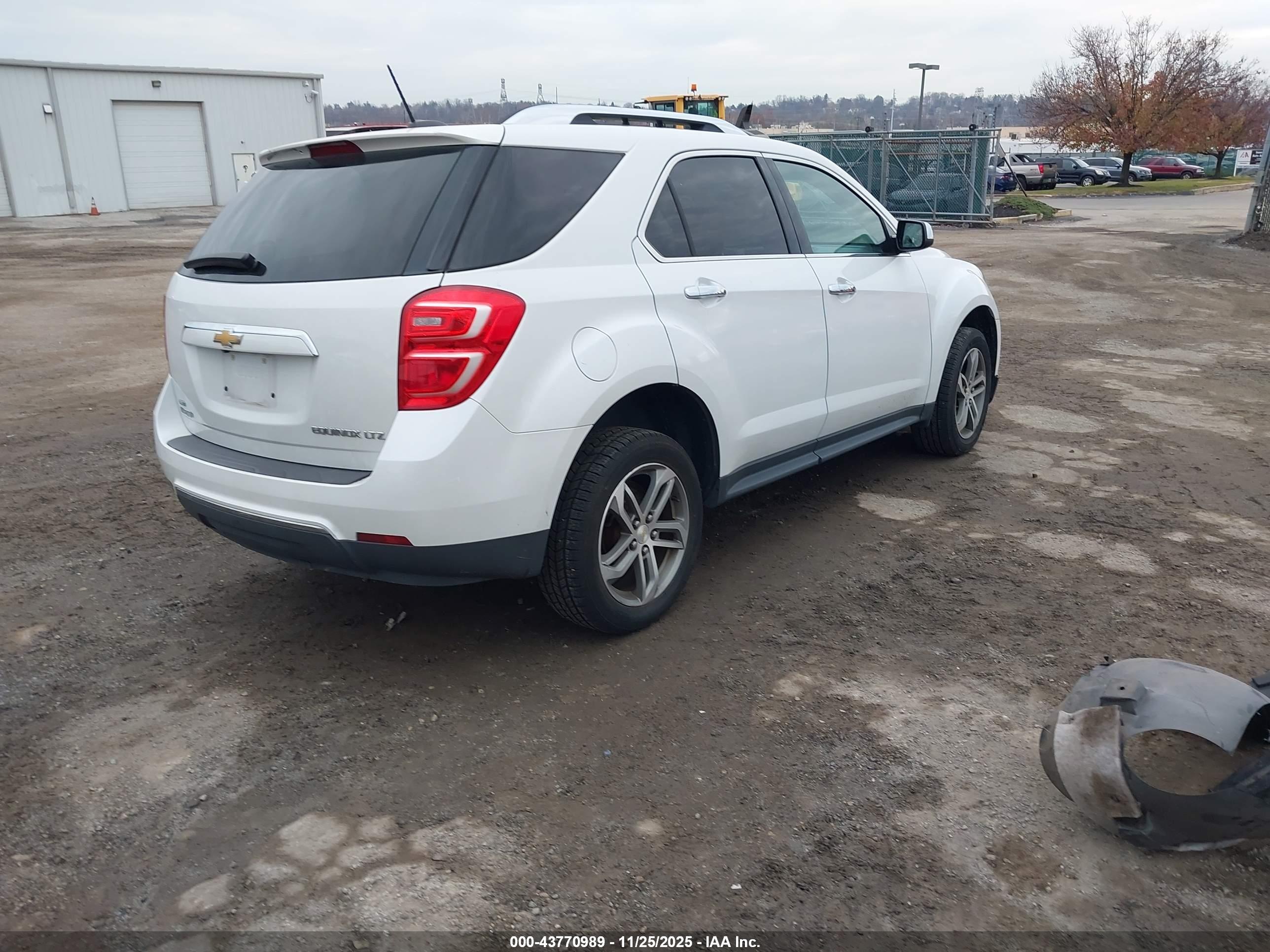 CHEVROLET EQUINOX image 4