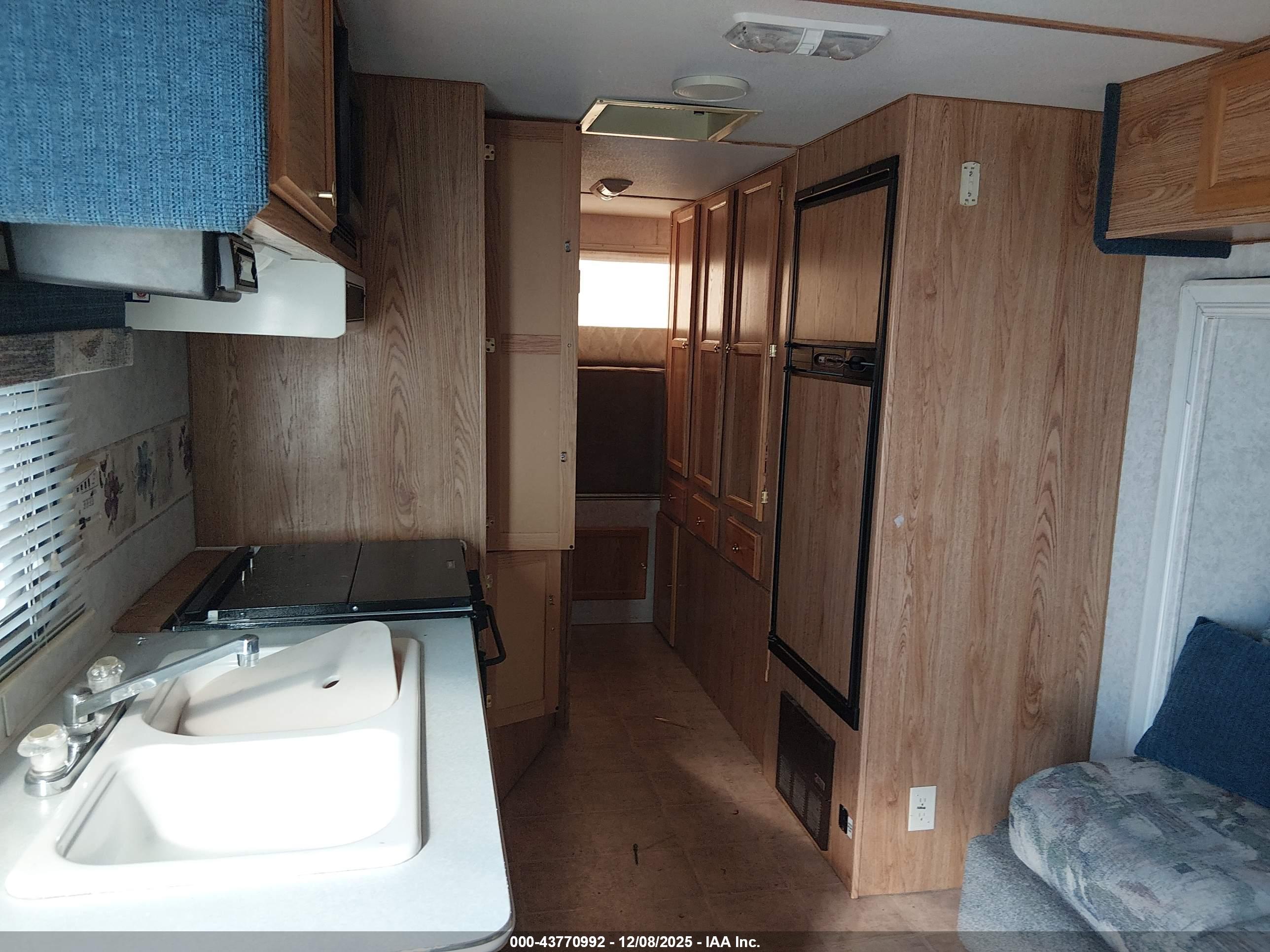 TAHOE LITE image 5