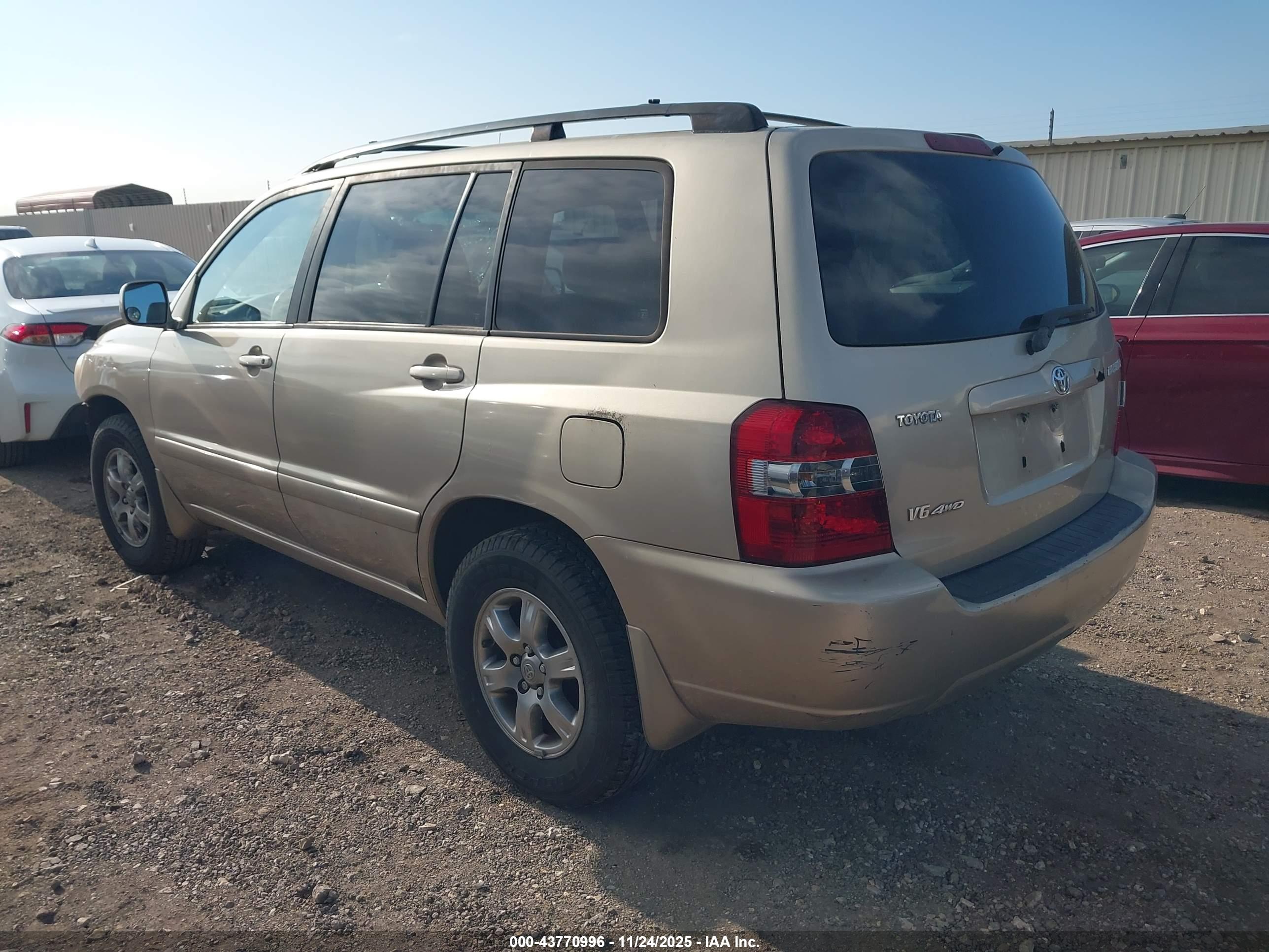 TOYOTA HIGHLANDER image 3