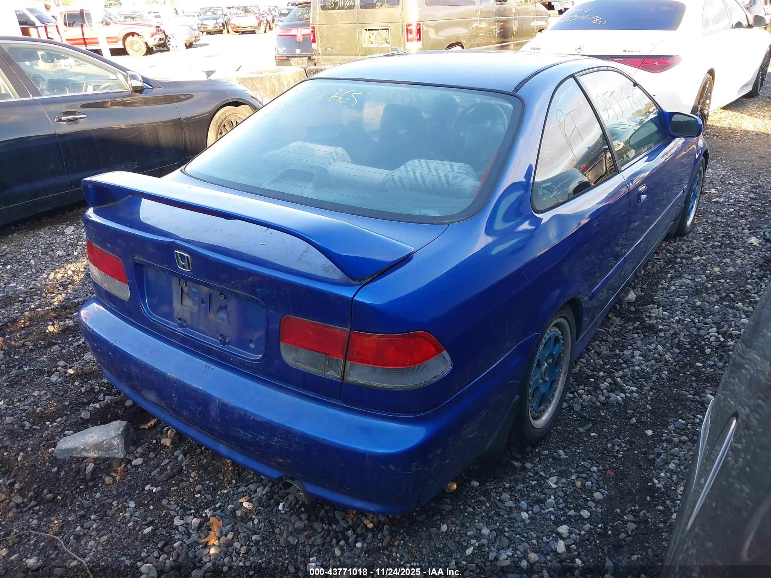 HONDA CIVIC image 4