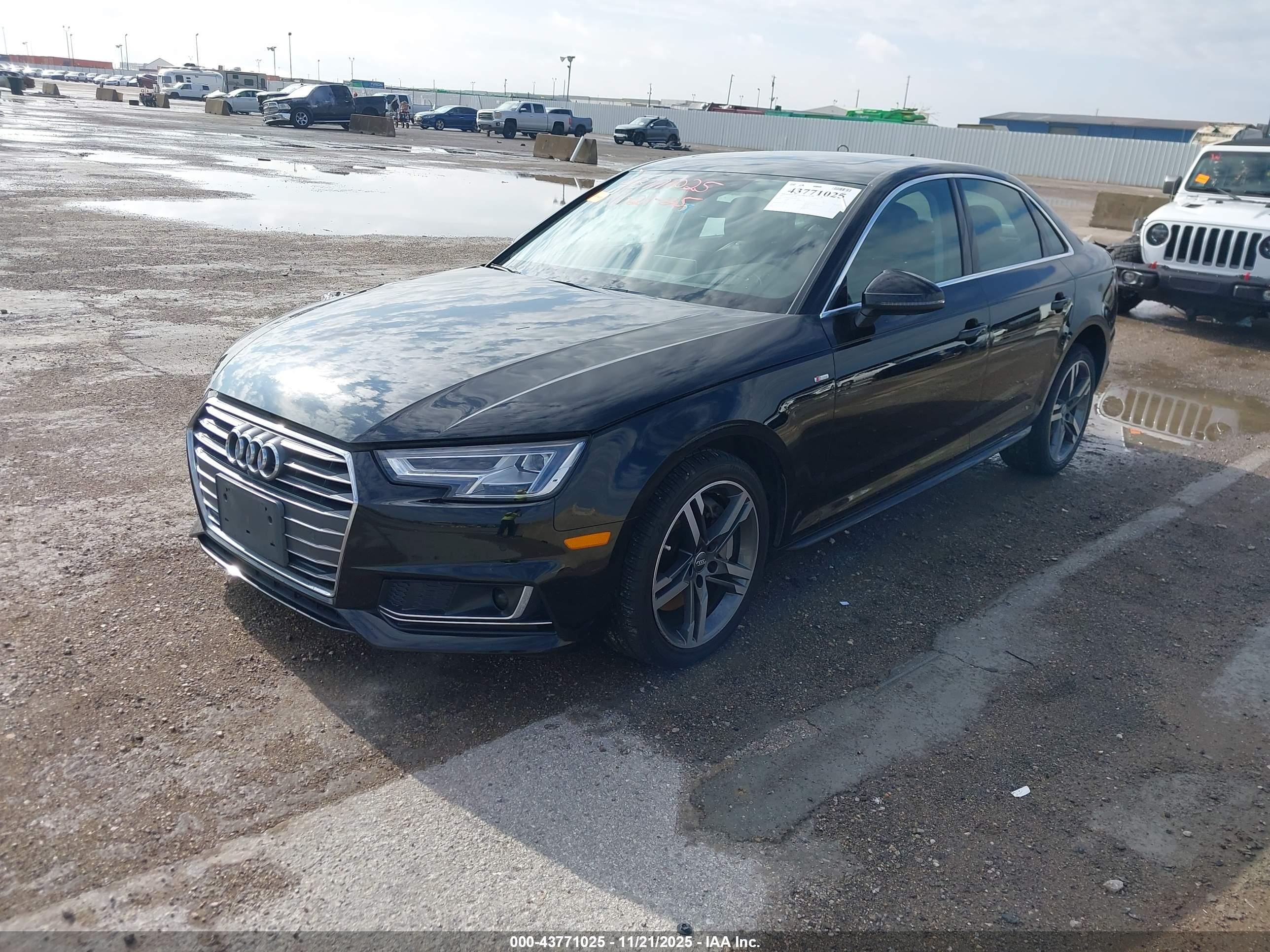 AUDI A4 image 2