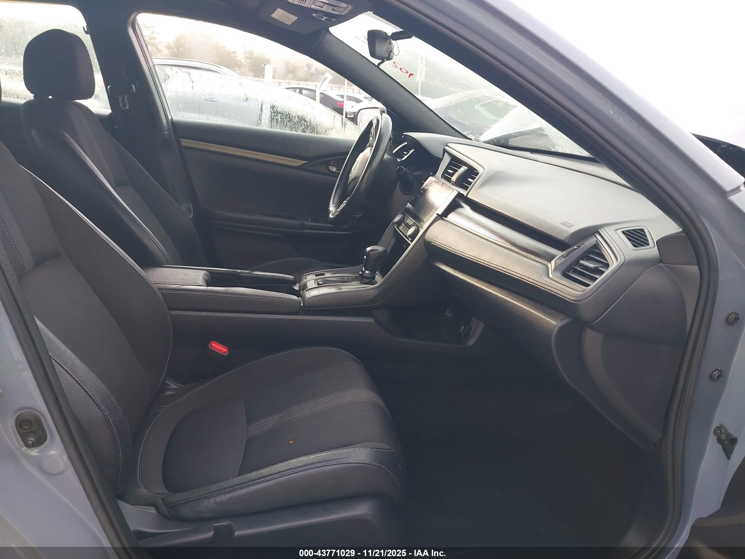 HONDA CIVIC image 5