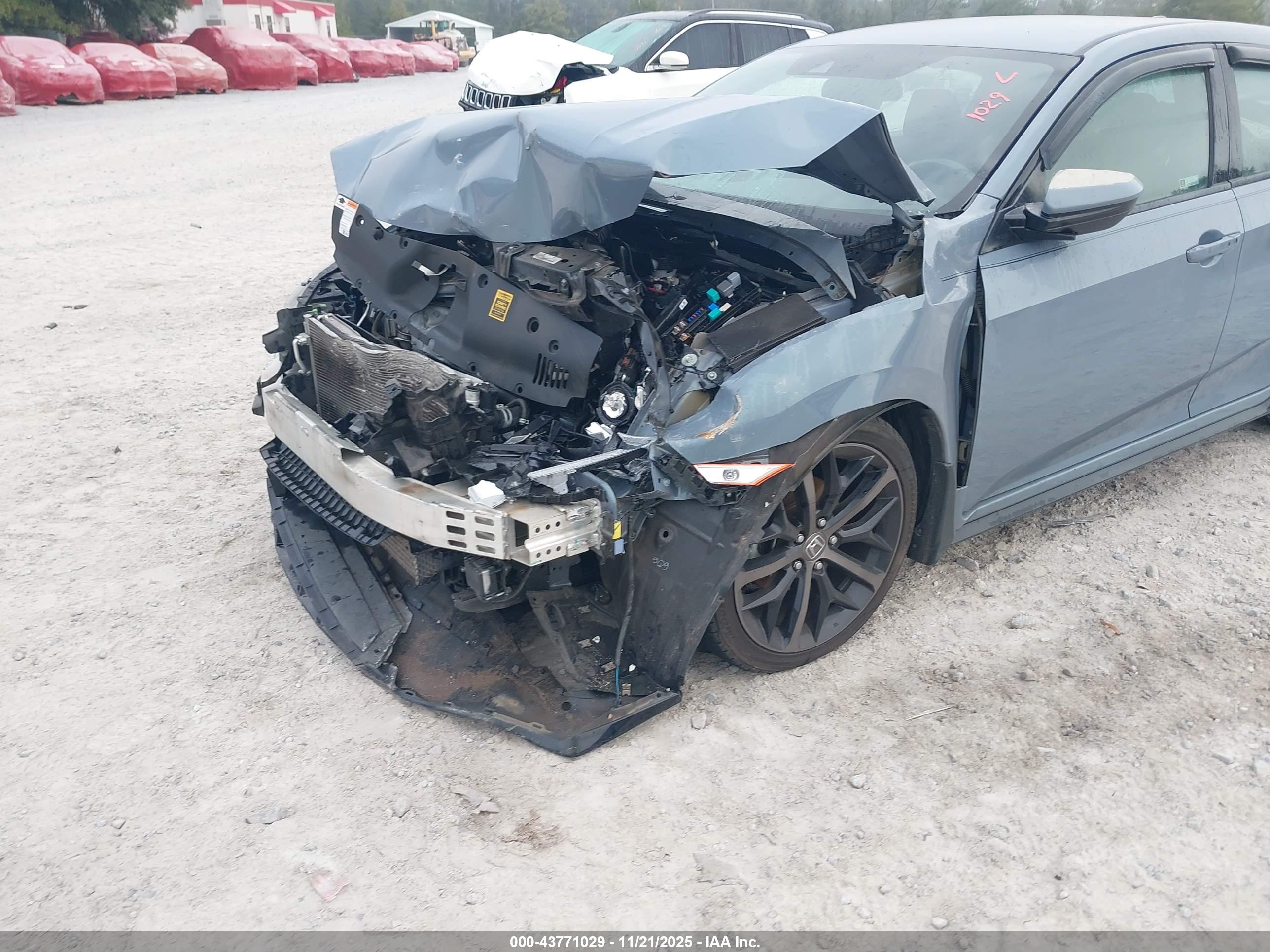 HONDA CIVIC image 6