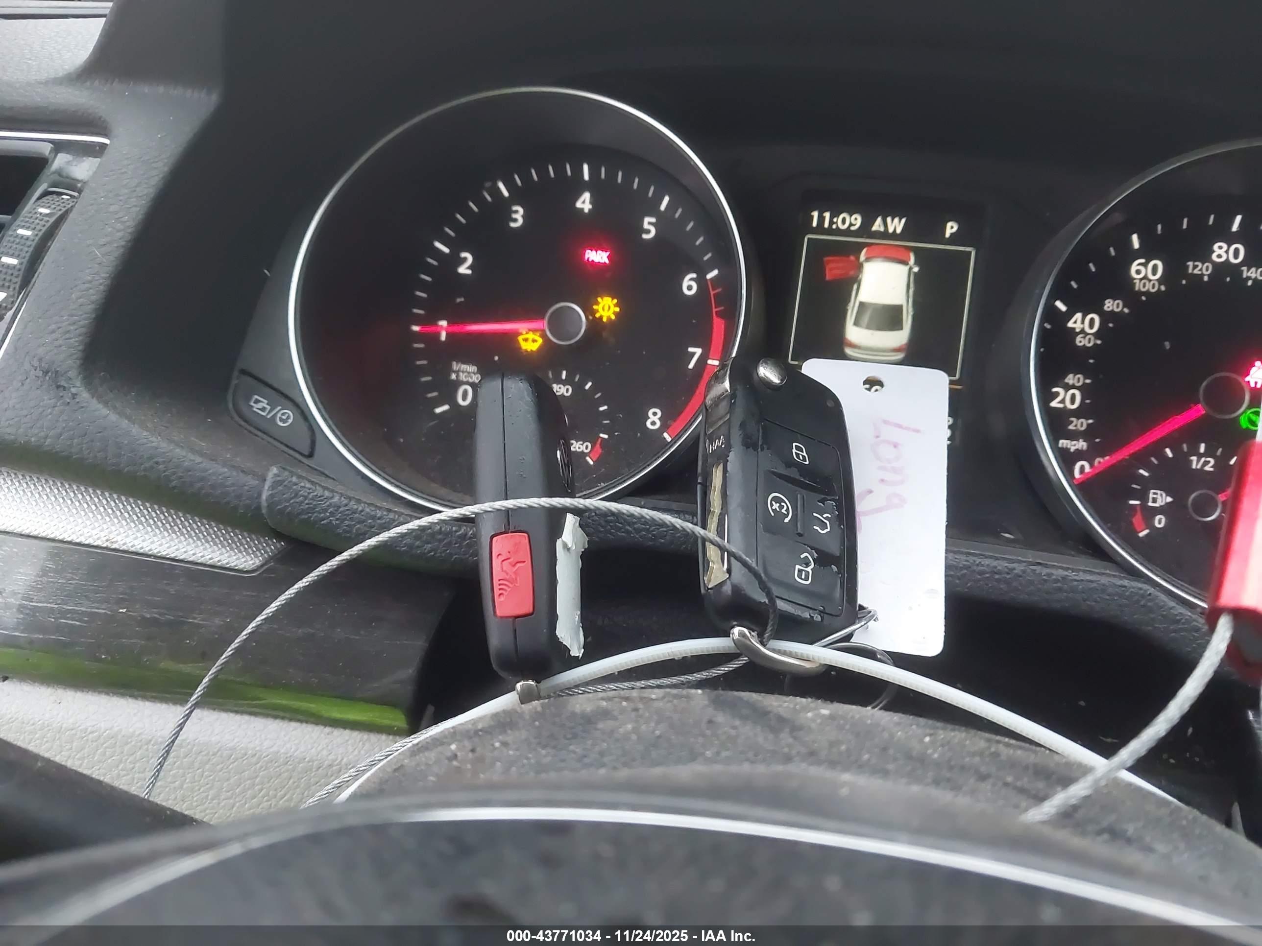 VOLKSWAGEN PASSAT image 11