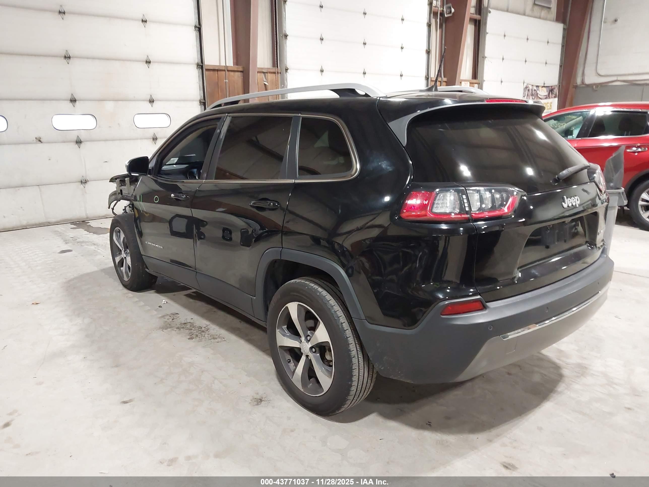 JEEP CHEROKEE image 3