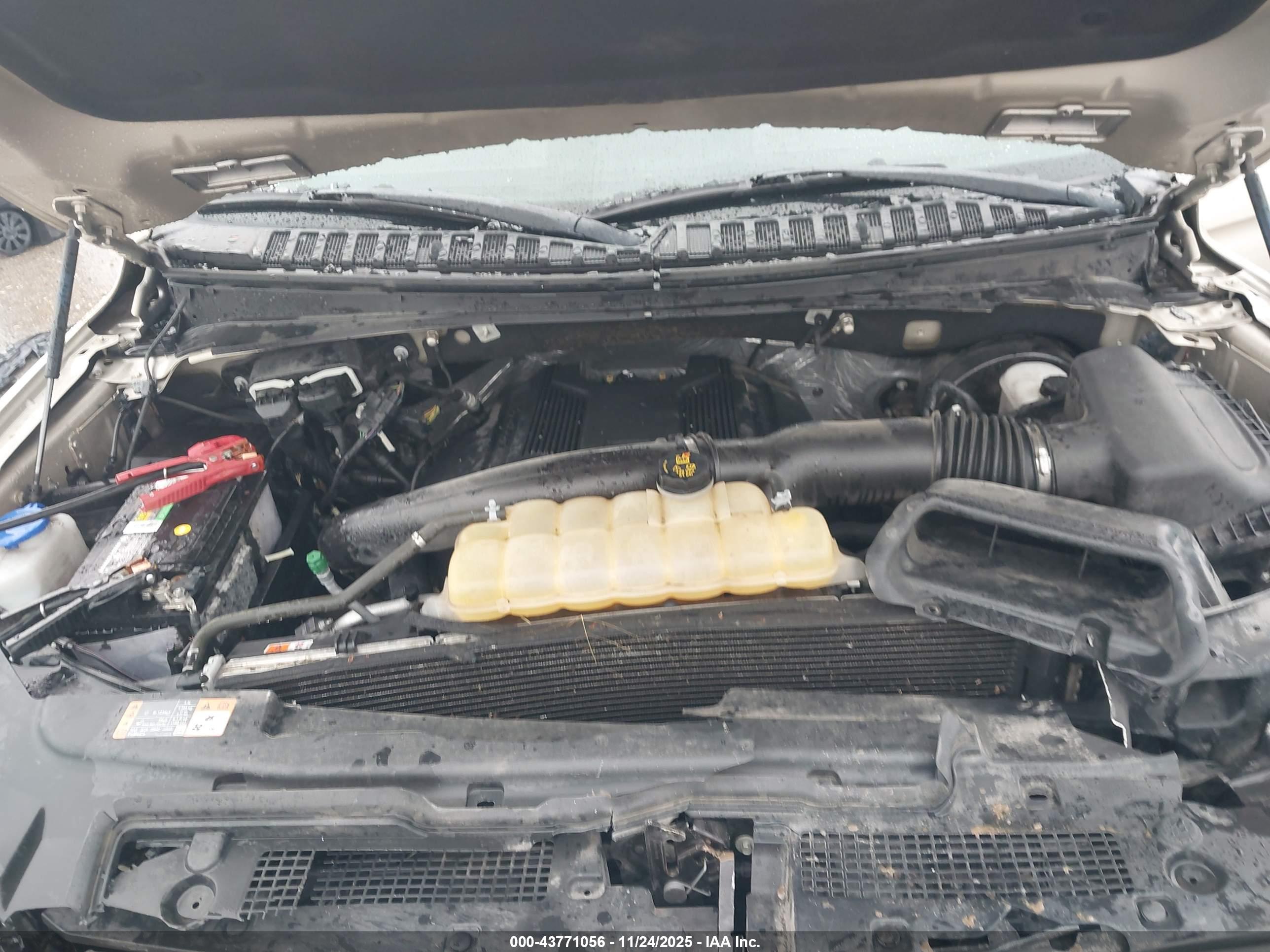 FORD EXPEDITION image 10