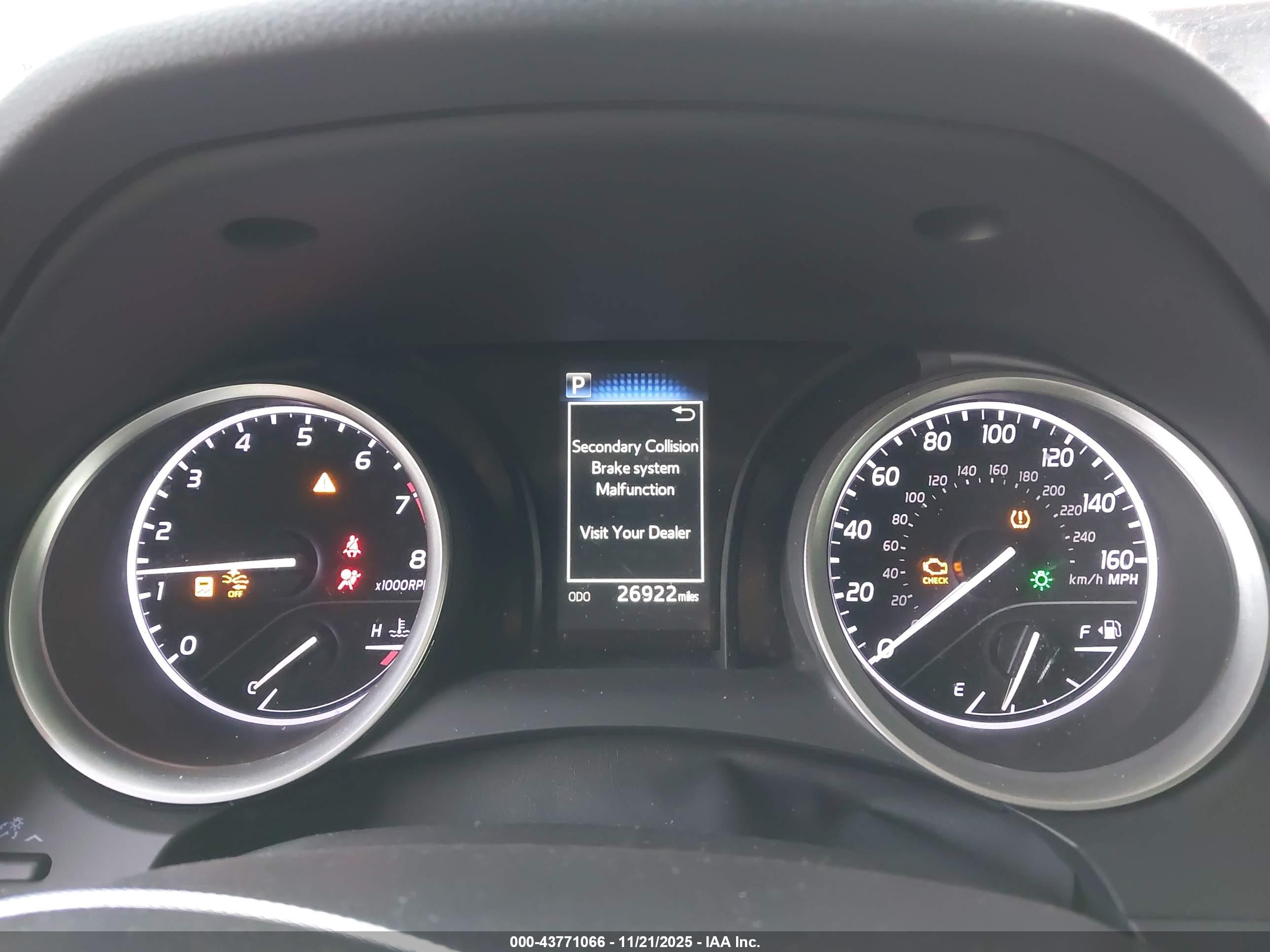 TOYOTA CAMRY image 7