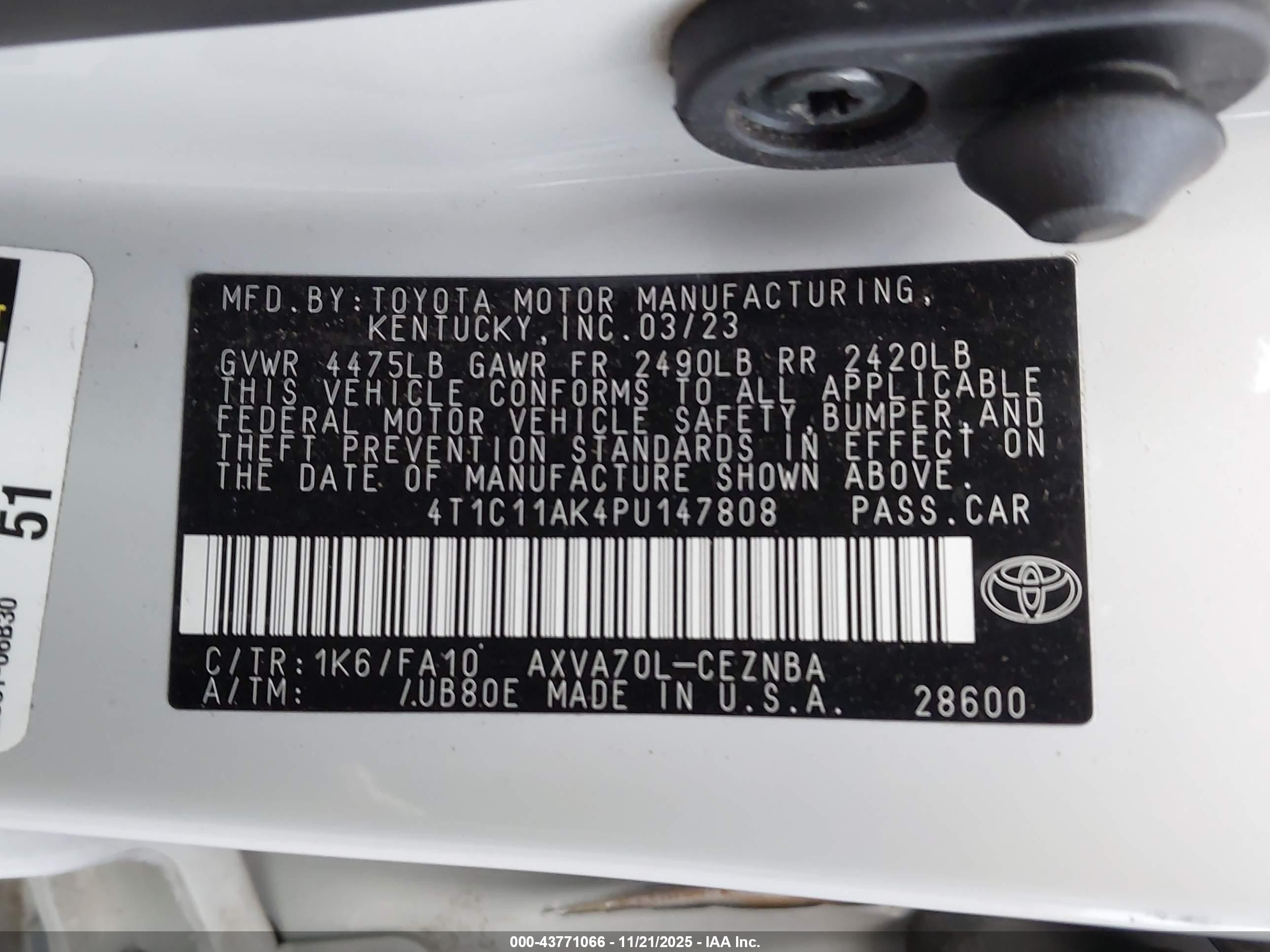 TOYOTA CAMRY image 9