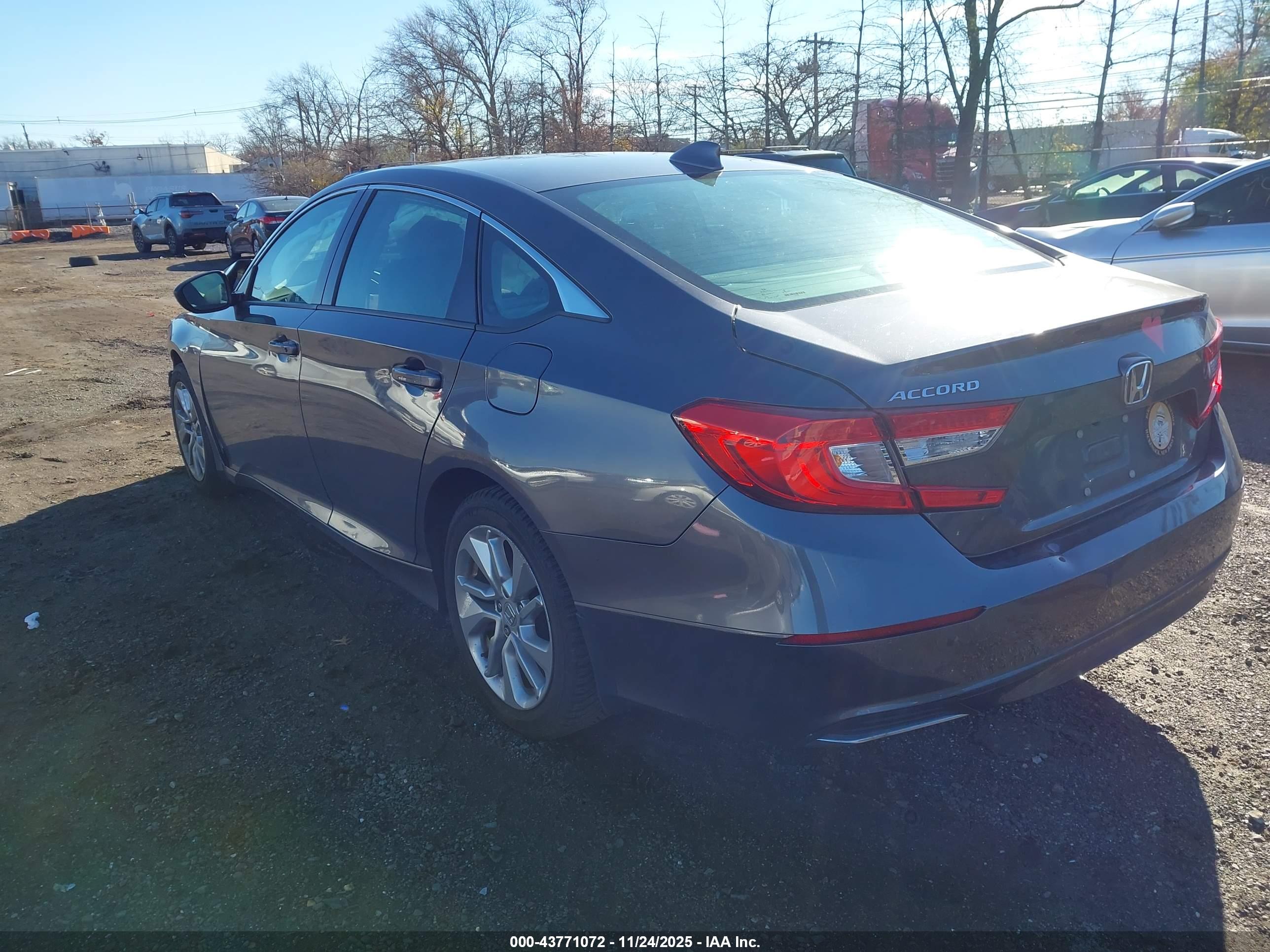 HONDA ACCORD image 3