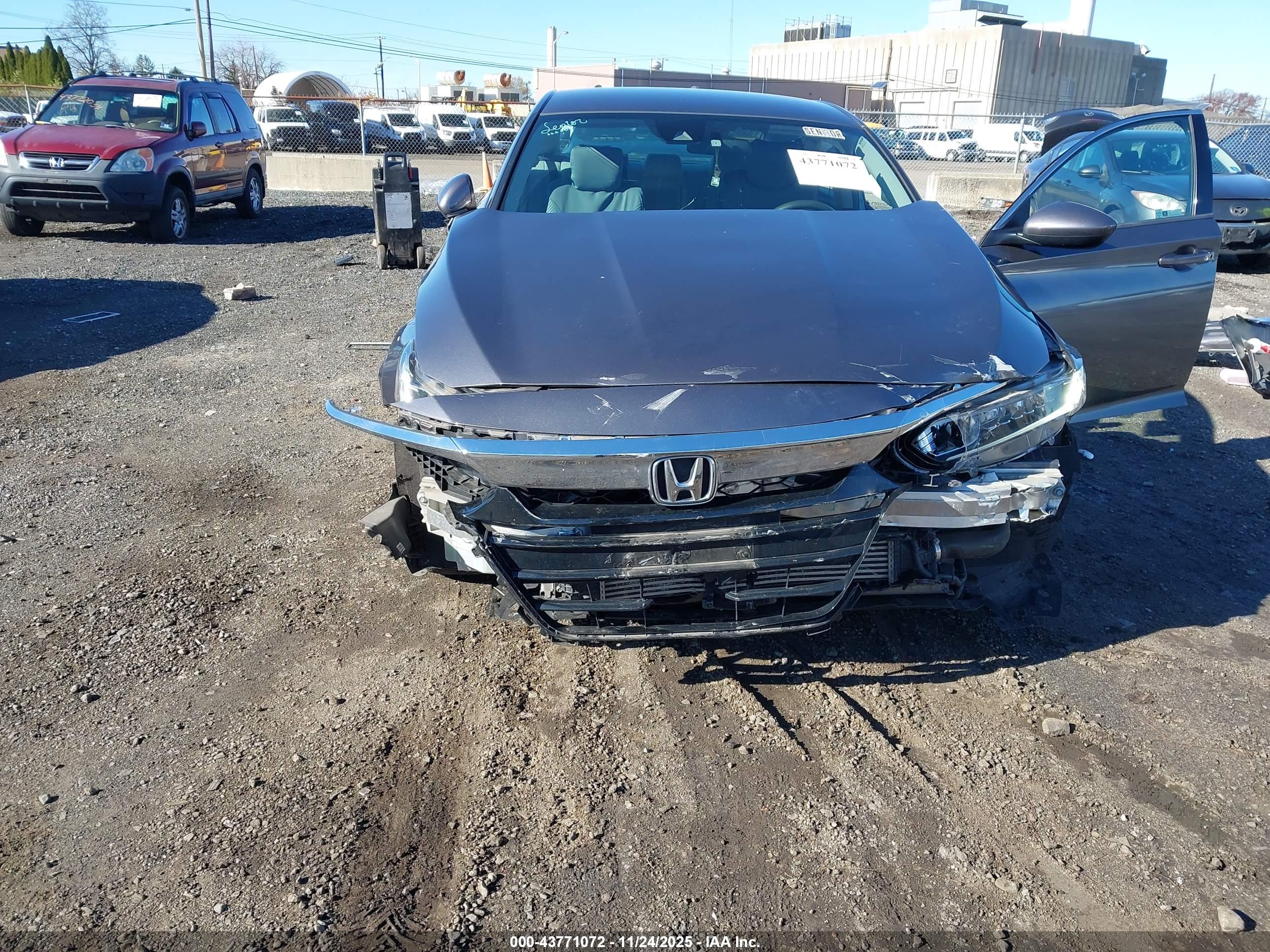 HONDA ACCORD image 6