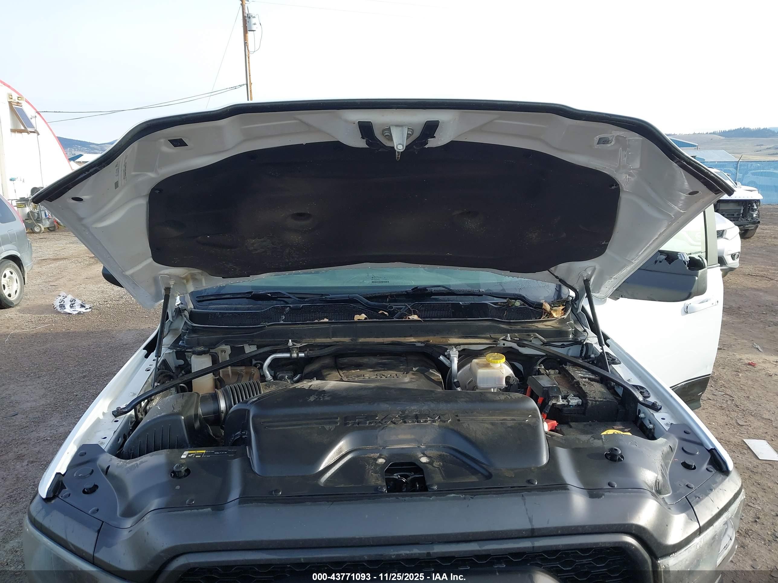 RAM 2500 image 10