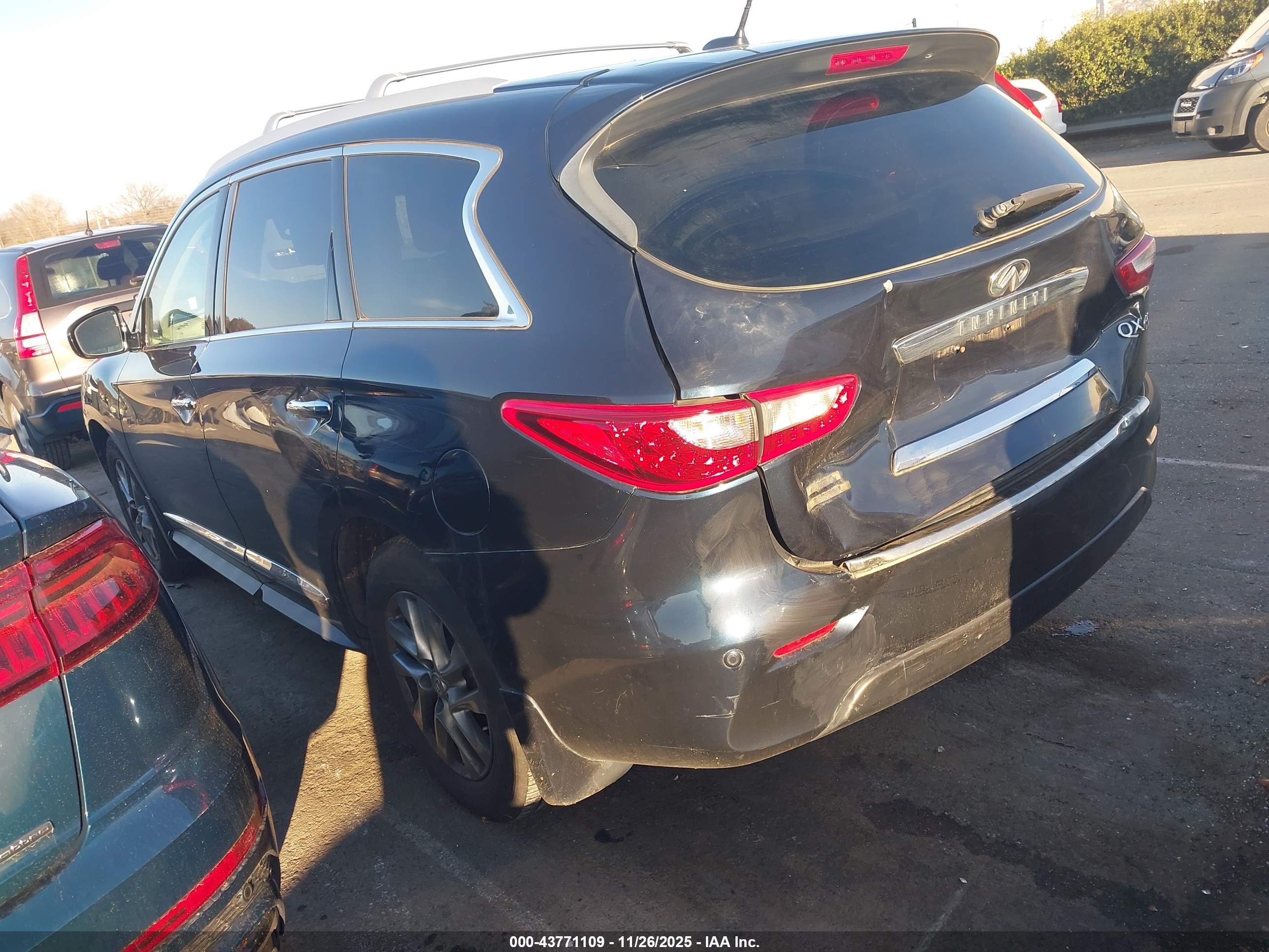 INFINITI QX60 image 3