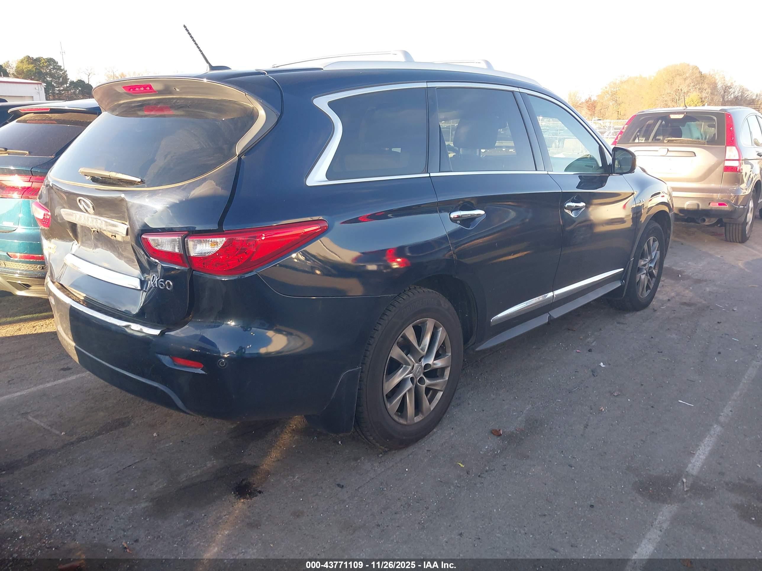 INFINITI QX60 image 4