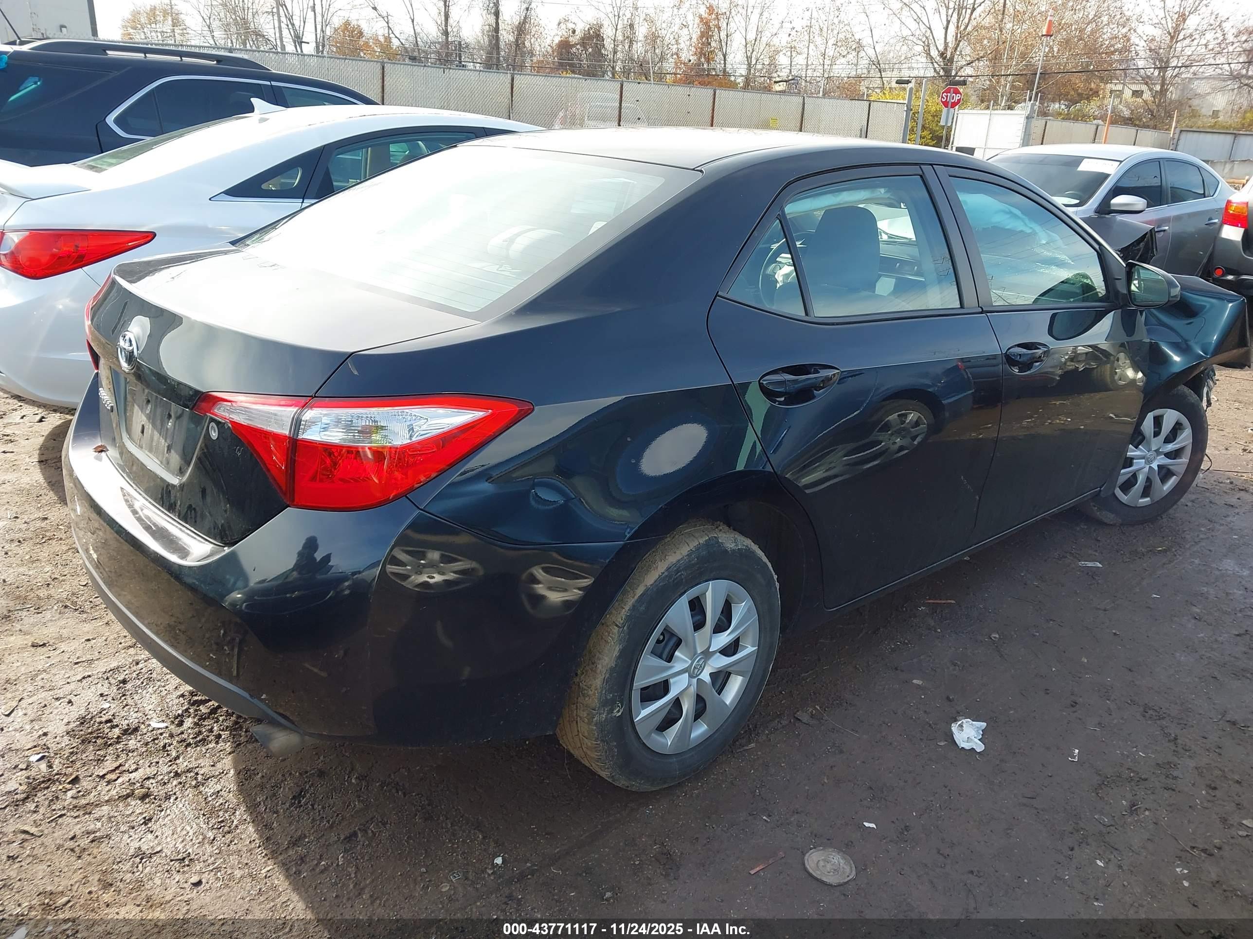 TOYOTA COROLLA image 4