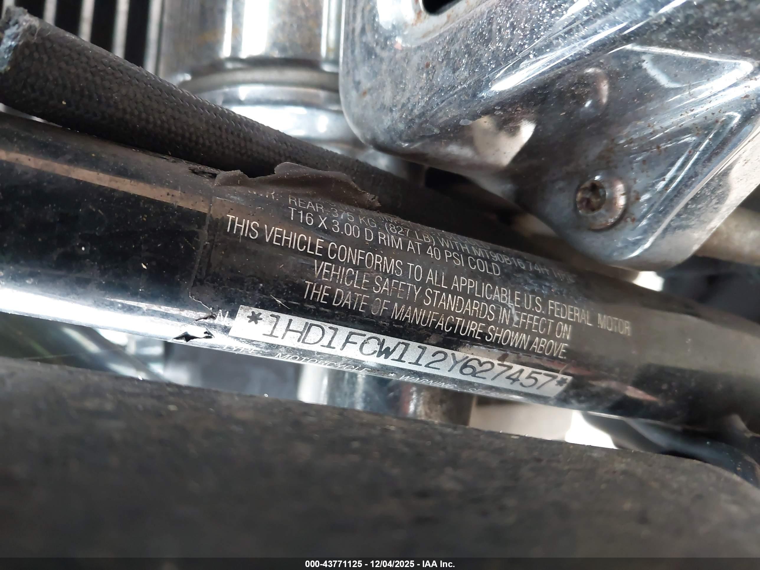 HARLEY-DAVIDSON FLHTCUI image 10