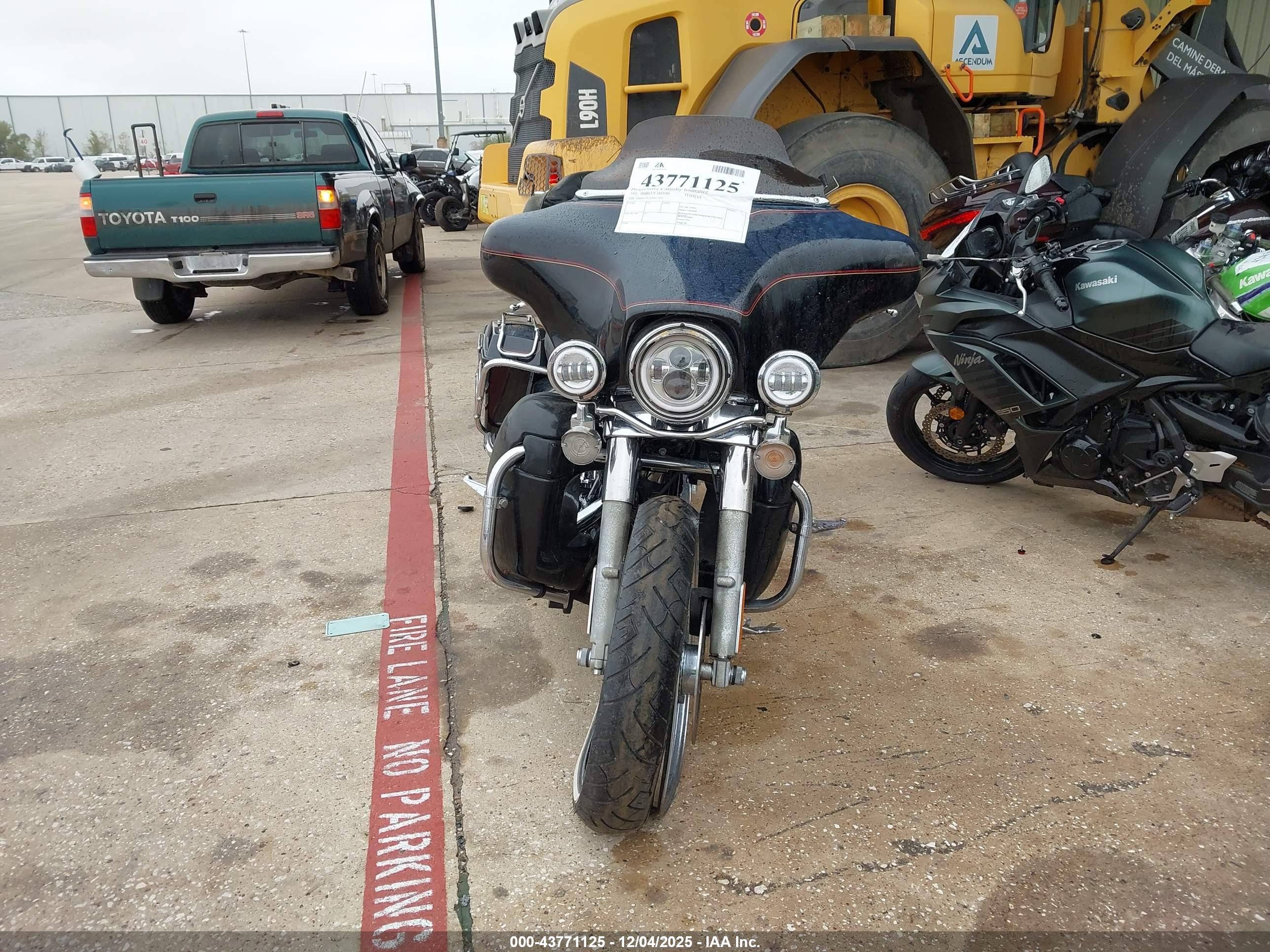 HARLEY-DAVIDSON FLHTCUI image 5