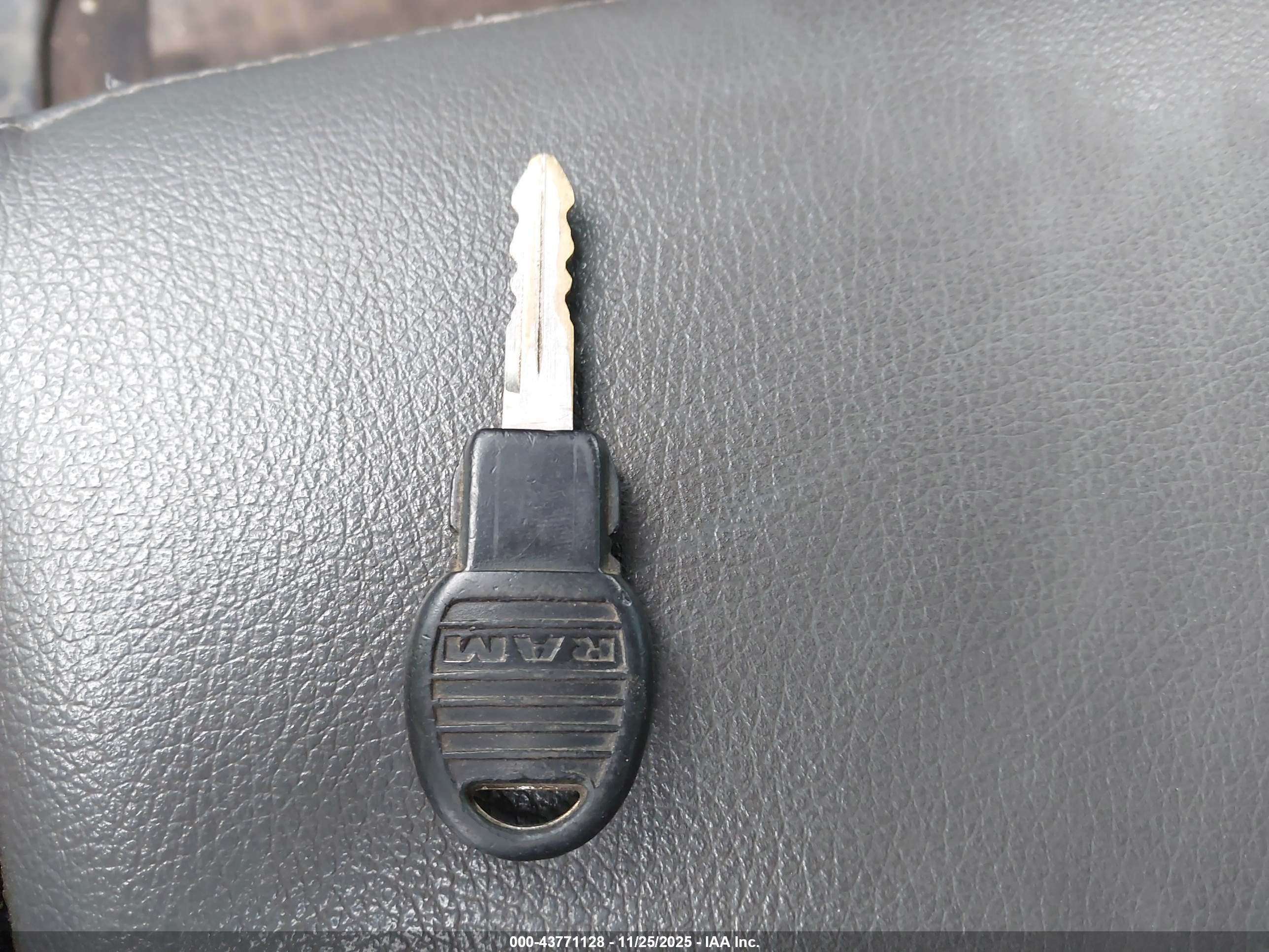 RAM 3500 image 11