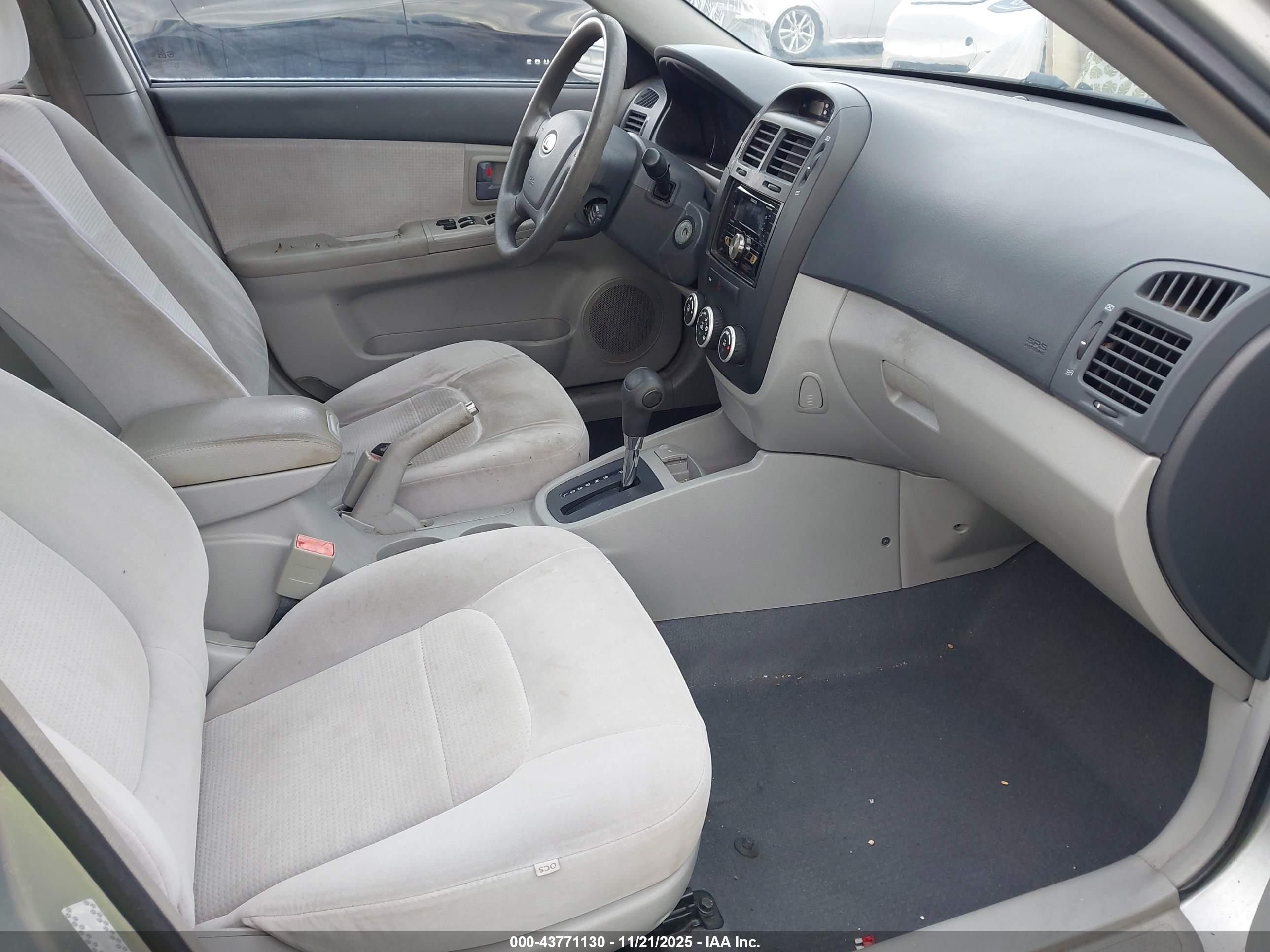 KIA SPECTRA image 5