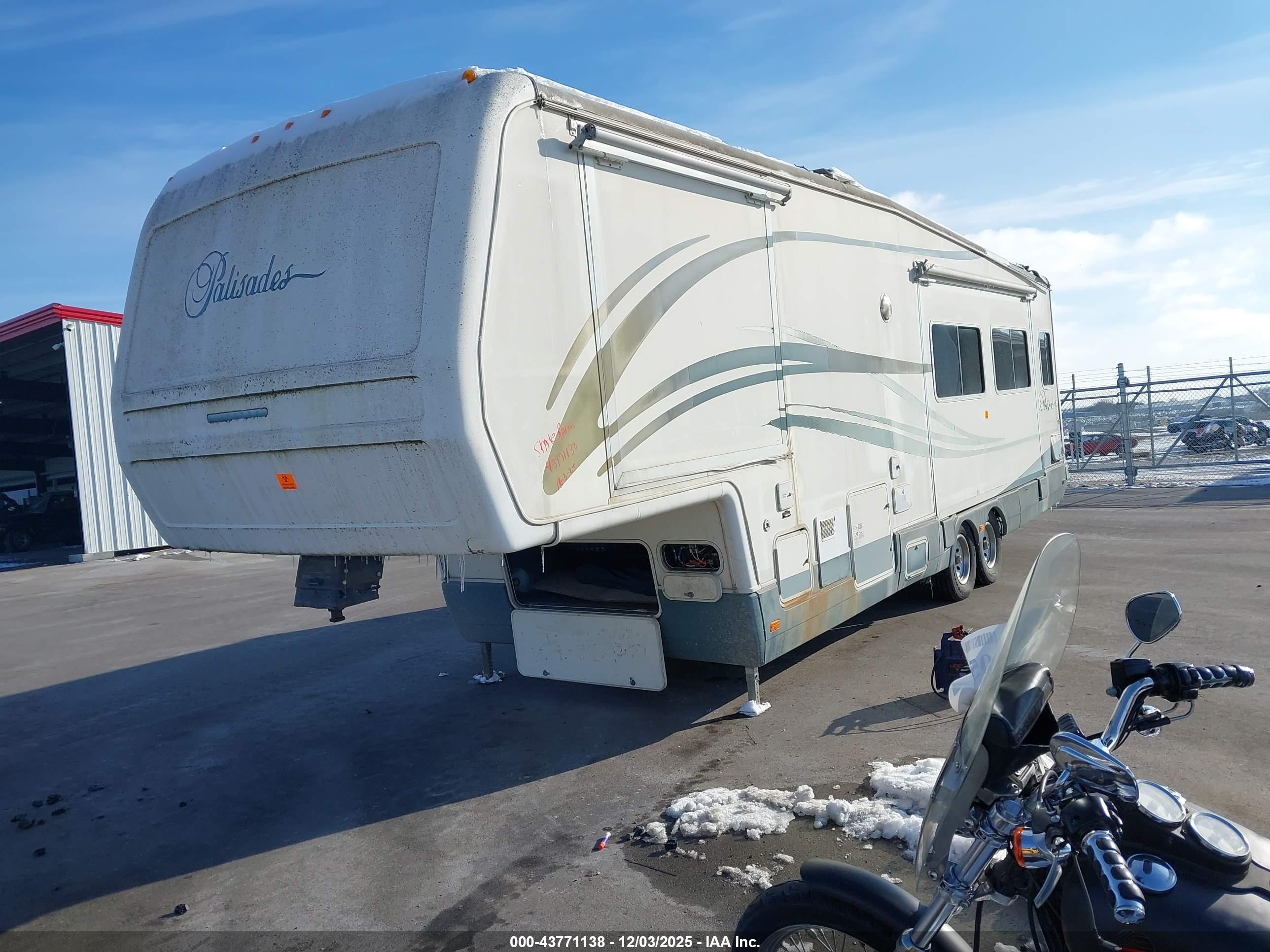 NATIONAL RV image 2
